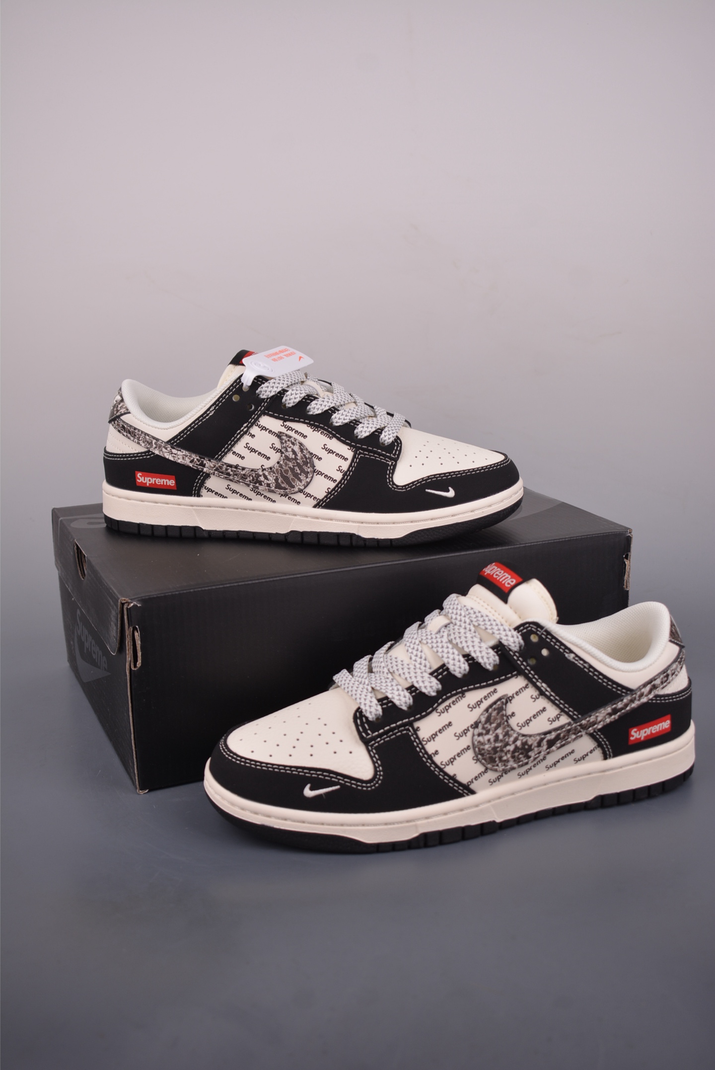 Nike SB Dunk Low Supreme联名 XS6089-624