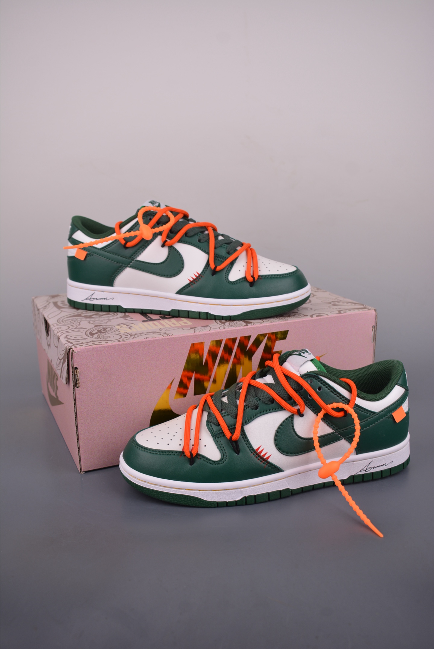 Nike SB Dunk Low Varsity Green 熊猫恶作剧 DD1391-101