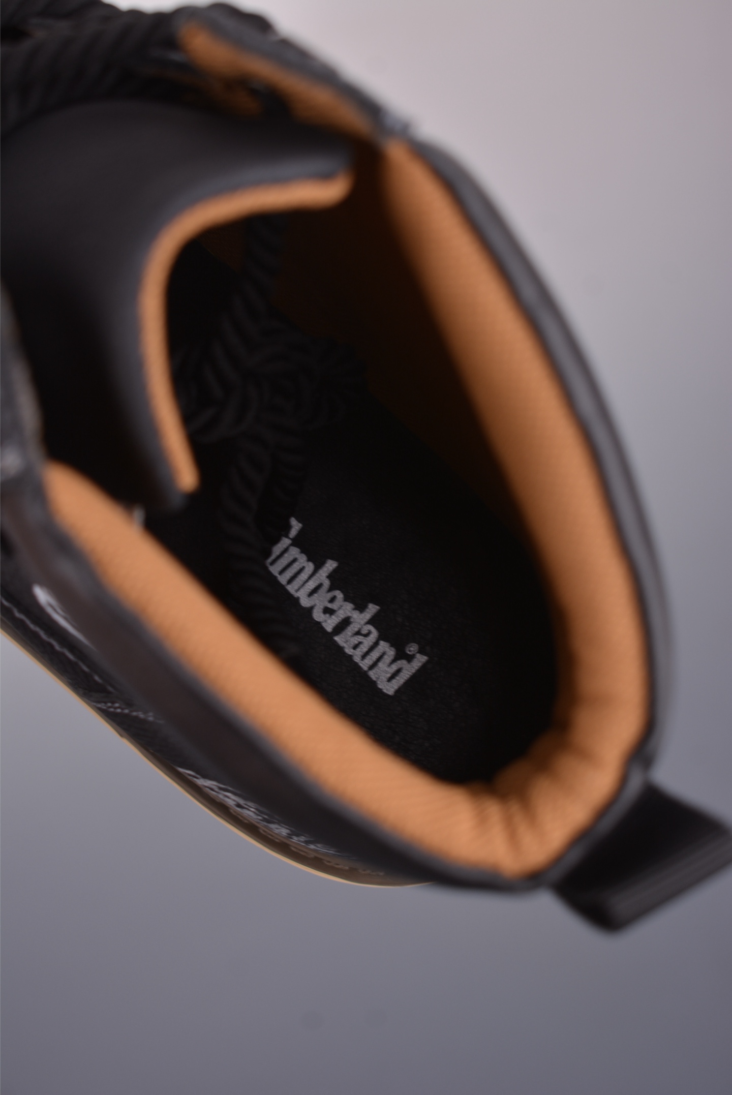 220 Timberland添柏岚/天伯伦 经典款 25ss新款中帮 TB99156