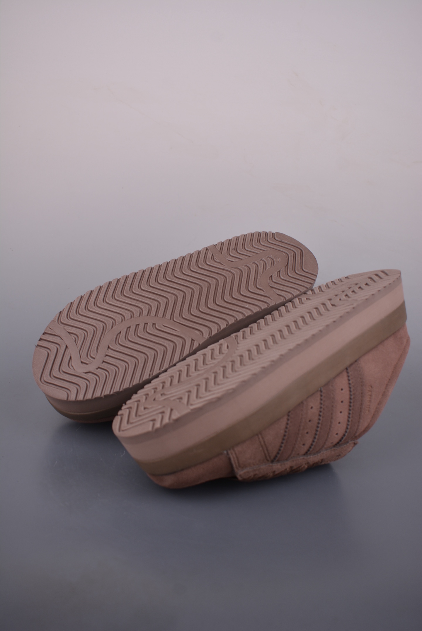 Adidas CAMPUS 00s WTR LO 百搭单品阿迪加绒半拖学院系列 板鞋 JR3731