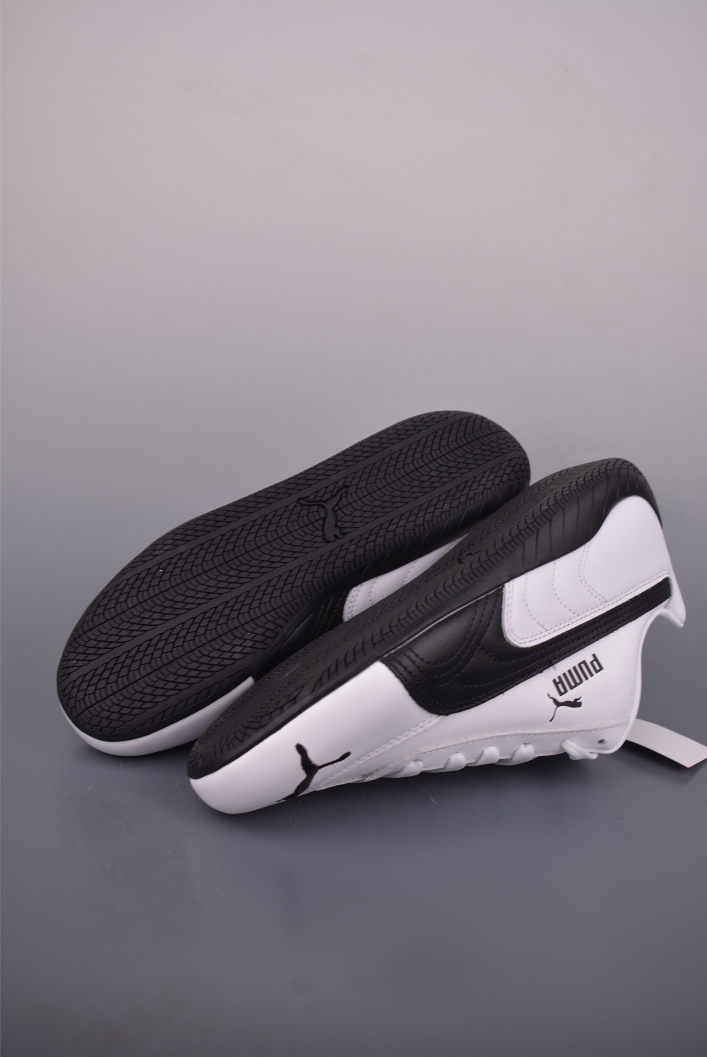 Puma Speedcat Sparco 充正版本 彪马罗马阿莫尔系列 复古运动休闲赛车跑鞋 401603-02-Top High Quatity Cheap Sneakers Fashion Clothing Clothes Bags handbags Shoes of all Brand wholesale With The best Quality And Beautiful Price from China Factory Chinese suppliers wholesaler seller Puma Speedcat Sparco 充正版本 彪马罗马阿莫尔系列 复古运动休闲赛车跑鞋 401603-02