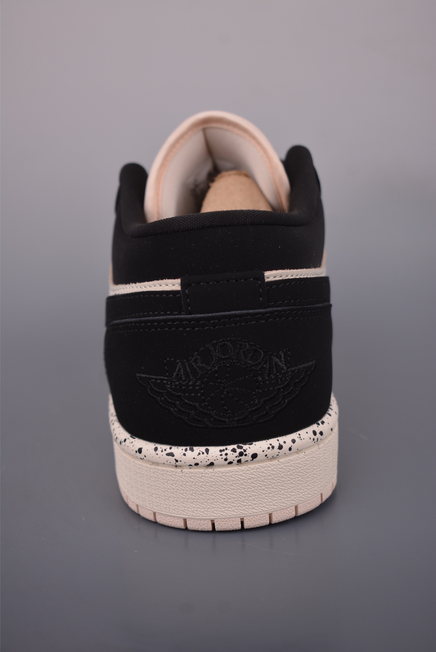 Air Jordan 1 Low 泼墨黑粉 AJ1乔1低帮休闲板鞋 DC0774-003