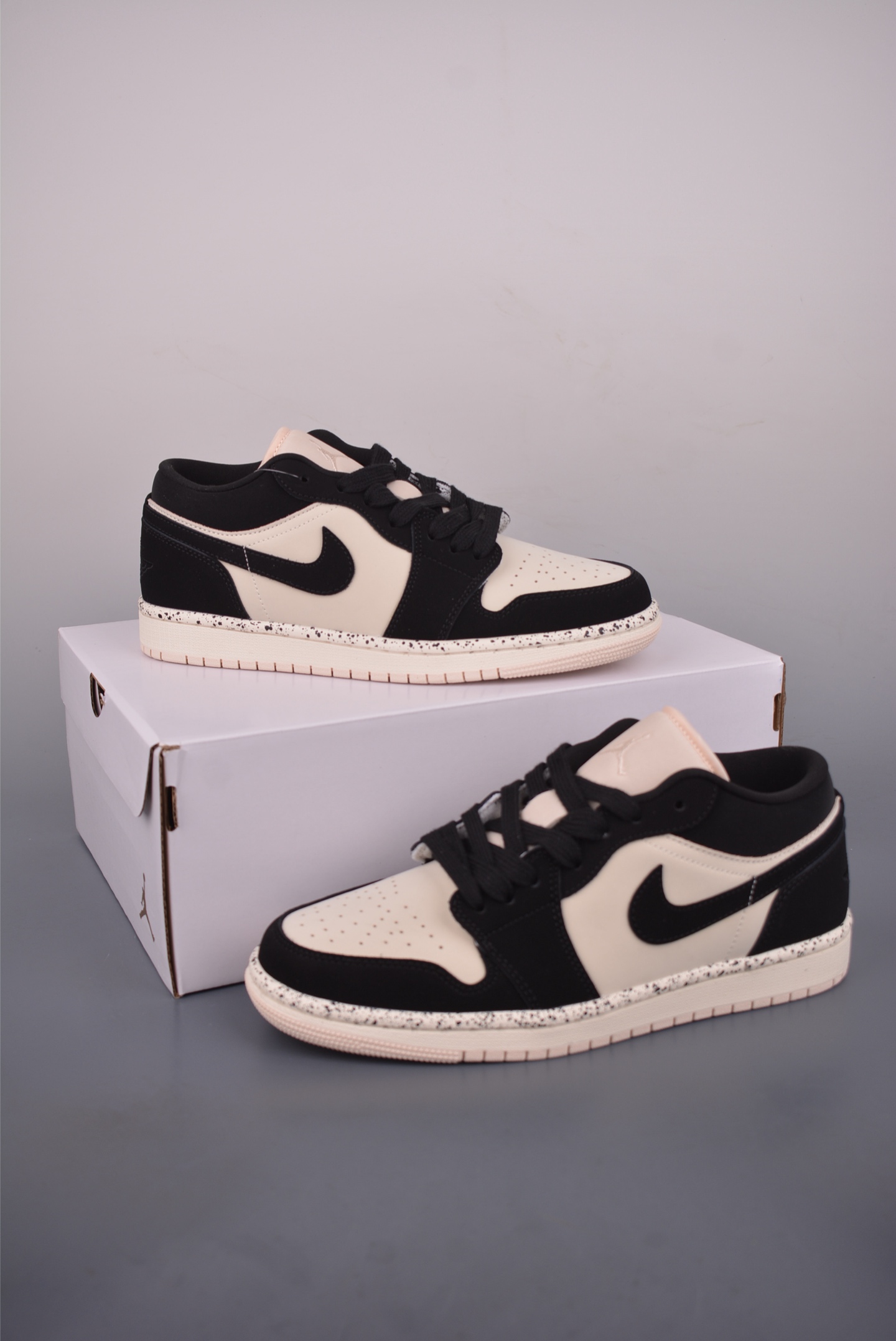 Air Jordan 1 Low 泼墨黑粉 AJ1乔1低帮休闲板鞋 DC0774-003