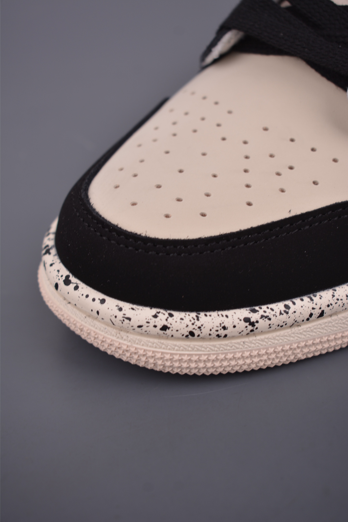 Air Jordan 1 Low 泼墨黑粉 AJ1乔1低帮休闲板鞋 DC0774-003