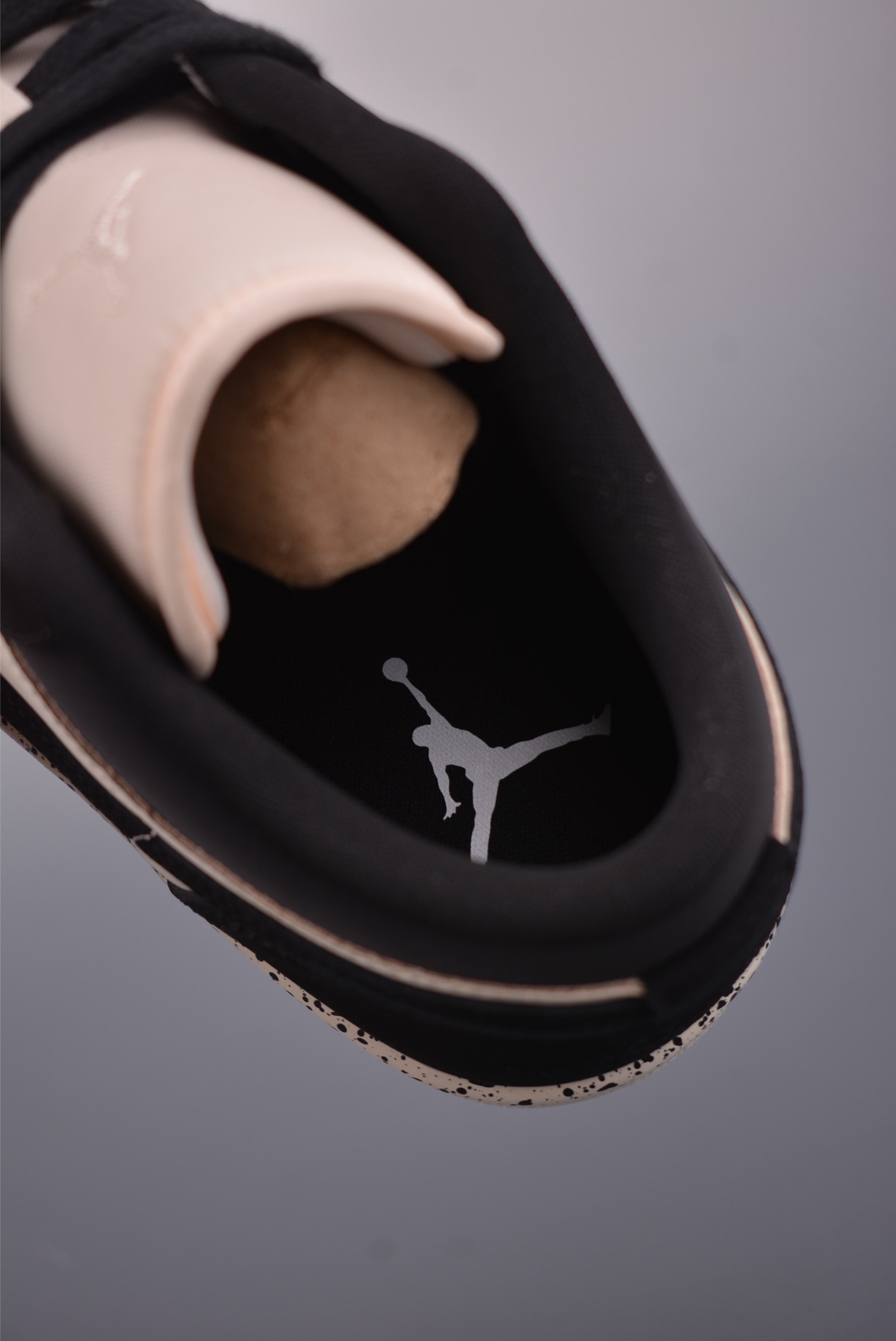 Air Jordan 1 Low 泼墨黑粉 AJ1乔1低帮休闲板鞋 DC0774-003