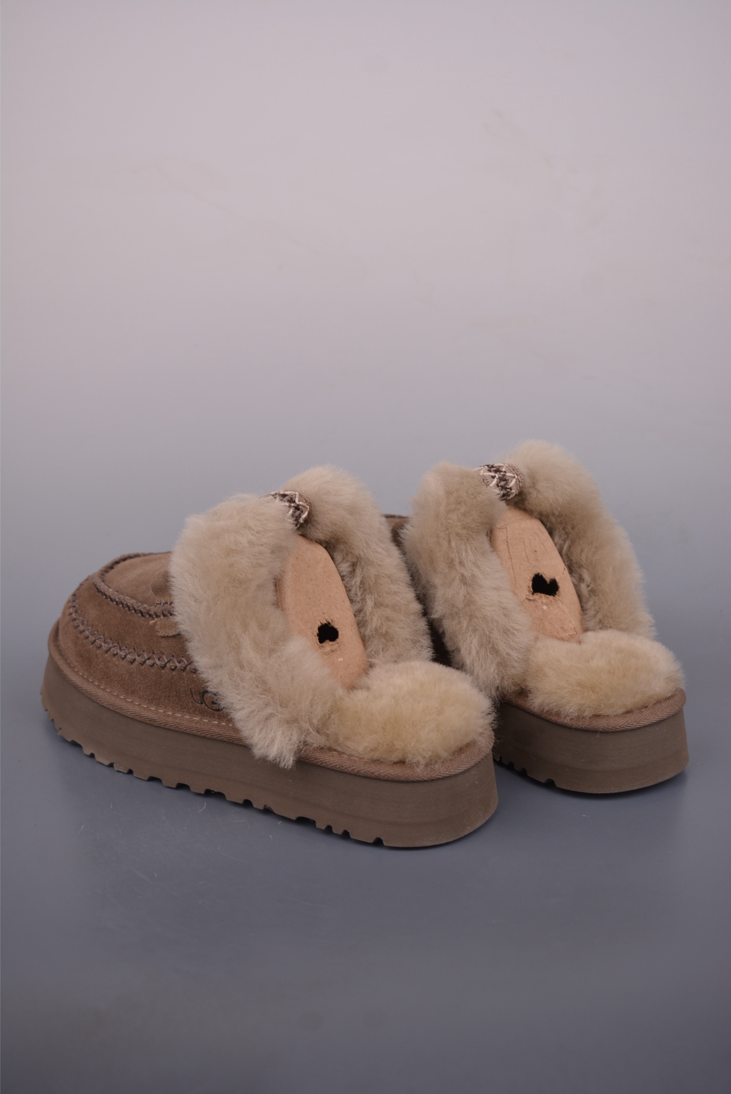 240 W DISQUETTE ALPINE 东莞纯原UGG 秋冬羊皮毛一体雪地靴 W/ 1158260