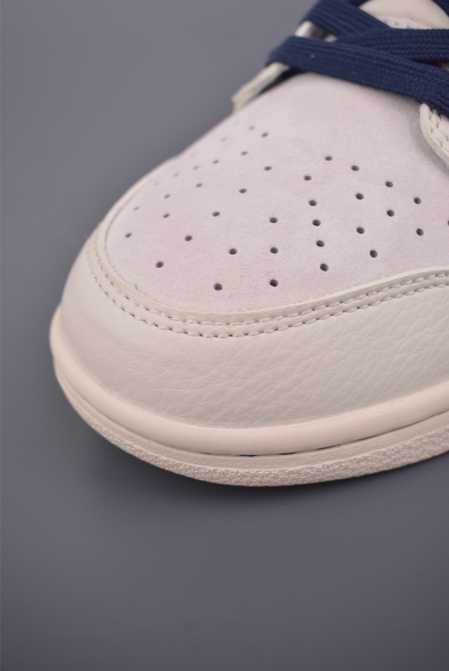 260 Nike SB Dunk Low Supreme联名 HS2506-240