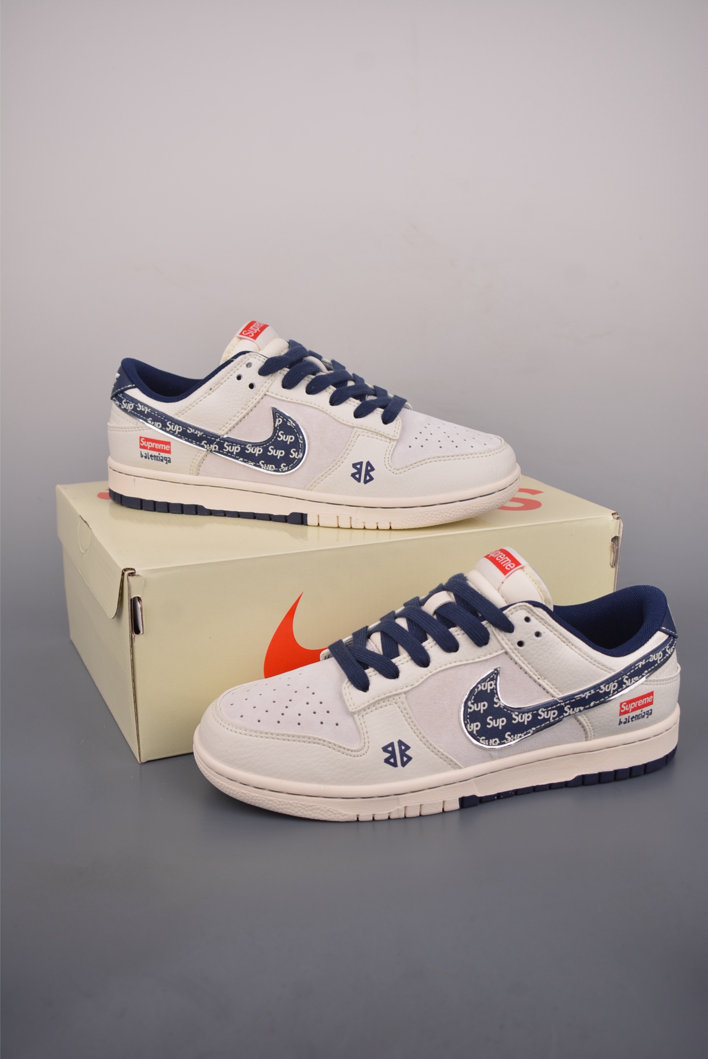 260 Nike SB Dunk Low Supreme联名 HS2506-240