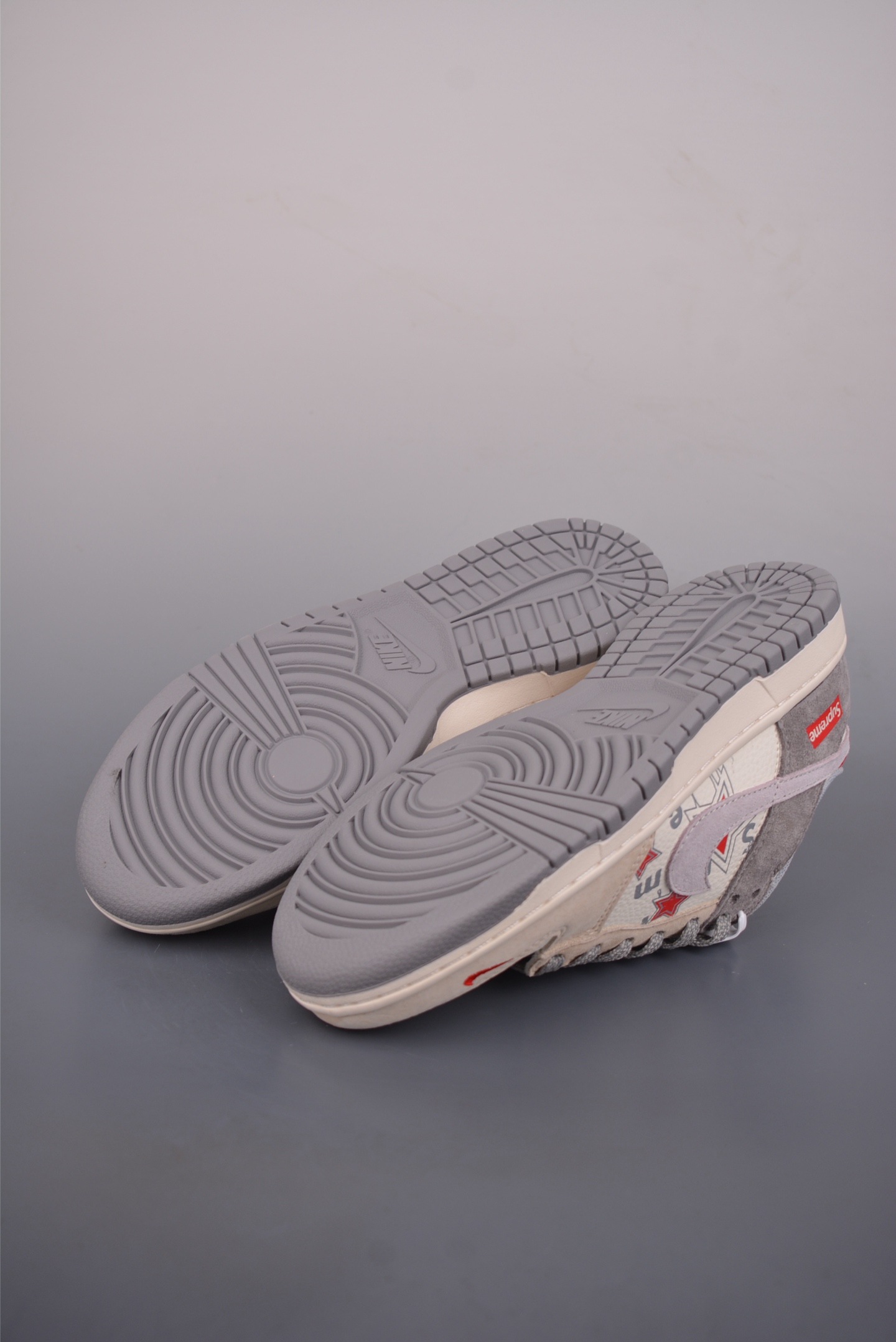 260 Nike SB Dunk Low Supreme联名 HS2506-227