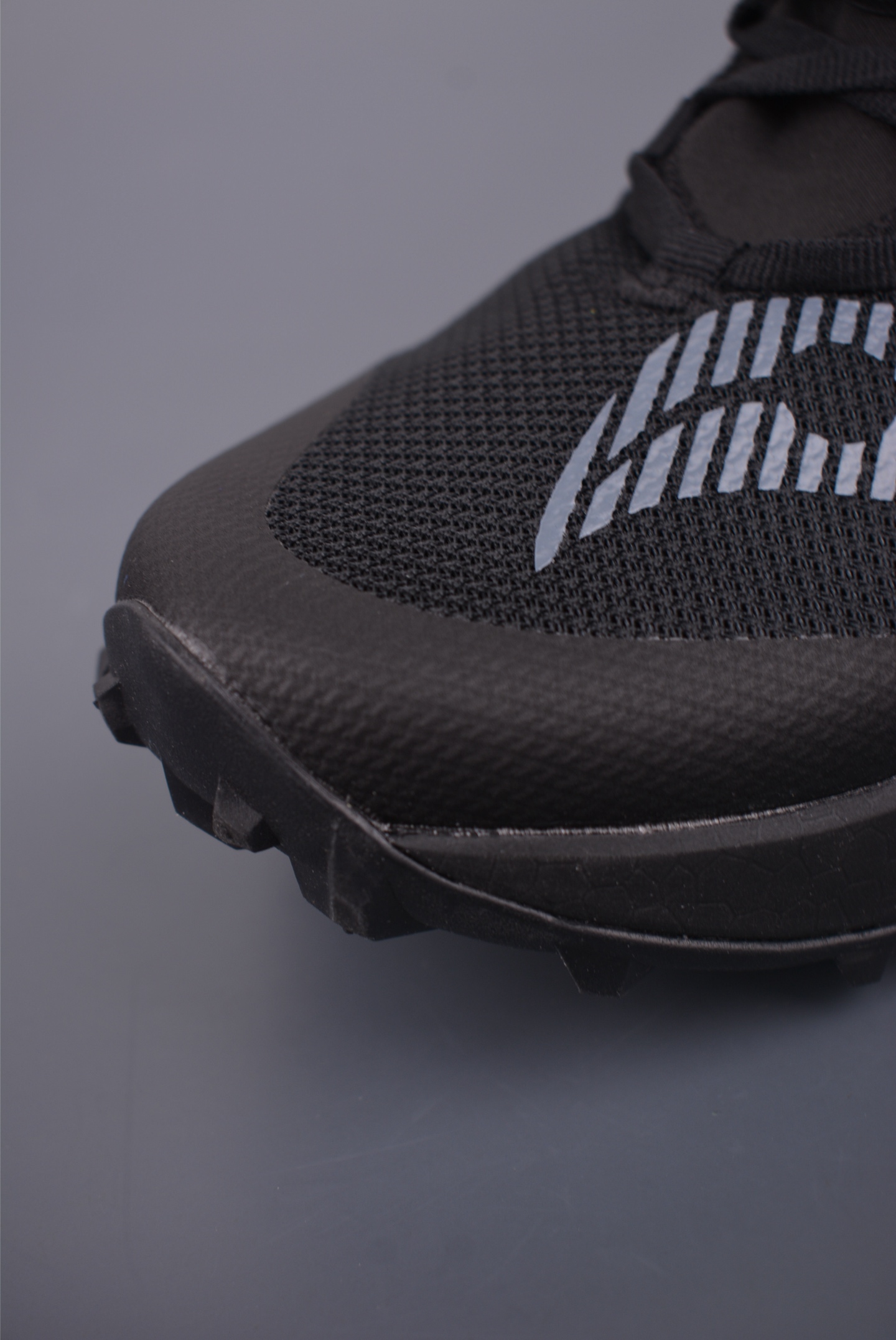 180 Saucony Endorphin Rift 旗舰级缓震型跑鞋 S10856