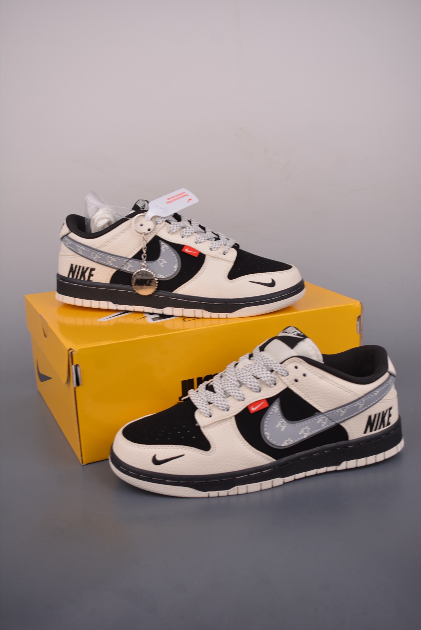 Nike SB Dunk Low 米黑 纯 DN3168-004