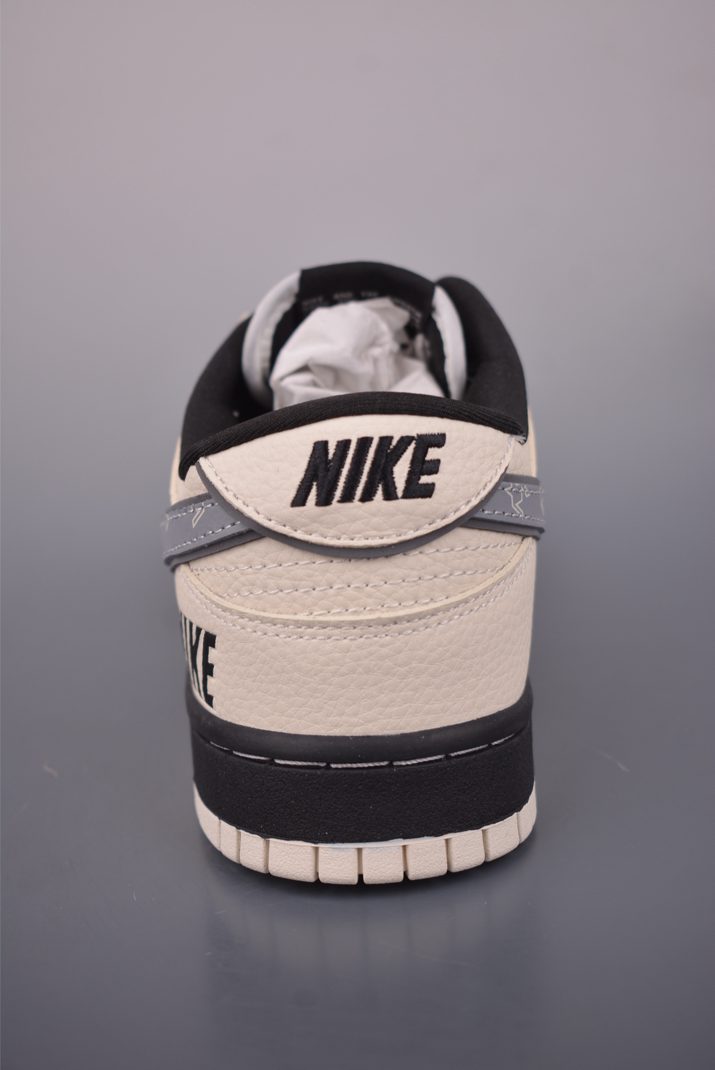 Nike SB Dunk Low 米黑 纯 DN3168-004