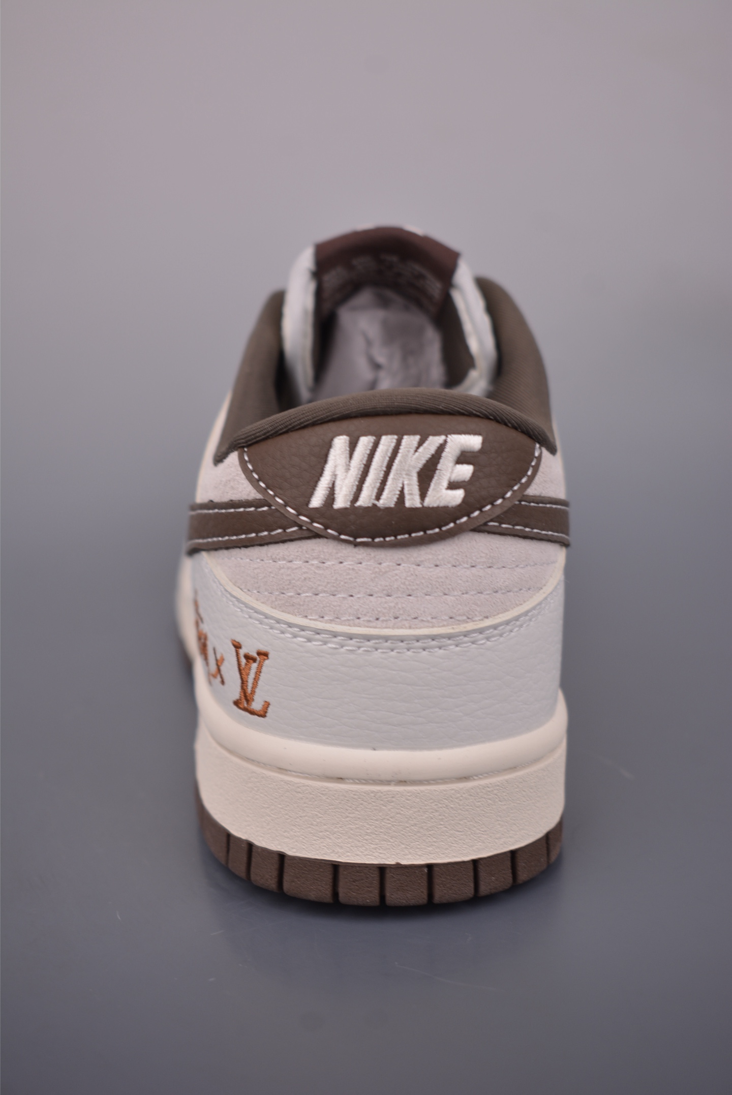 280 Nike SB Dunk Low LV联名 SG6688-003