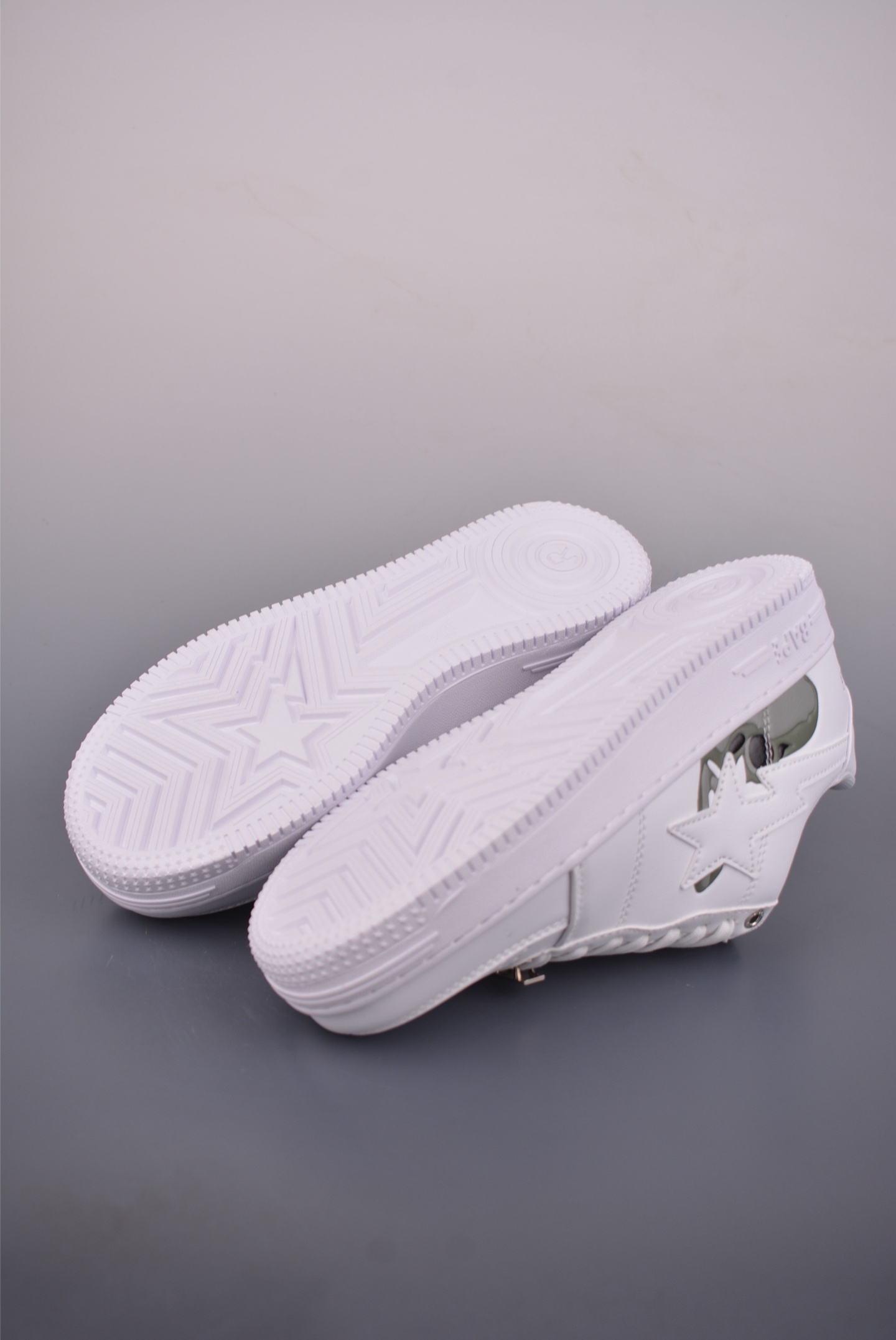 160 BapeStaToLow明星同款 版本 猿人头经典低帮运动休闲板鞋