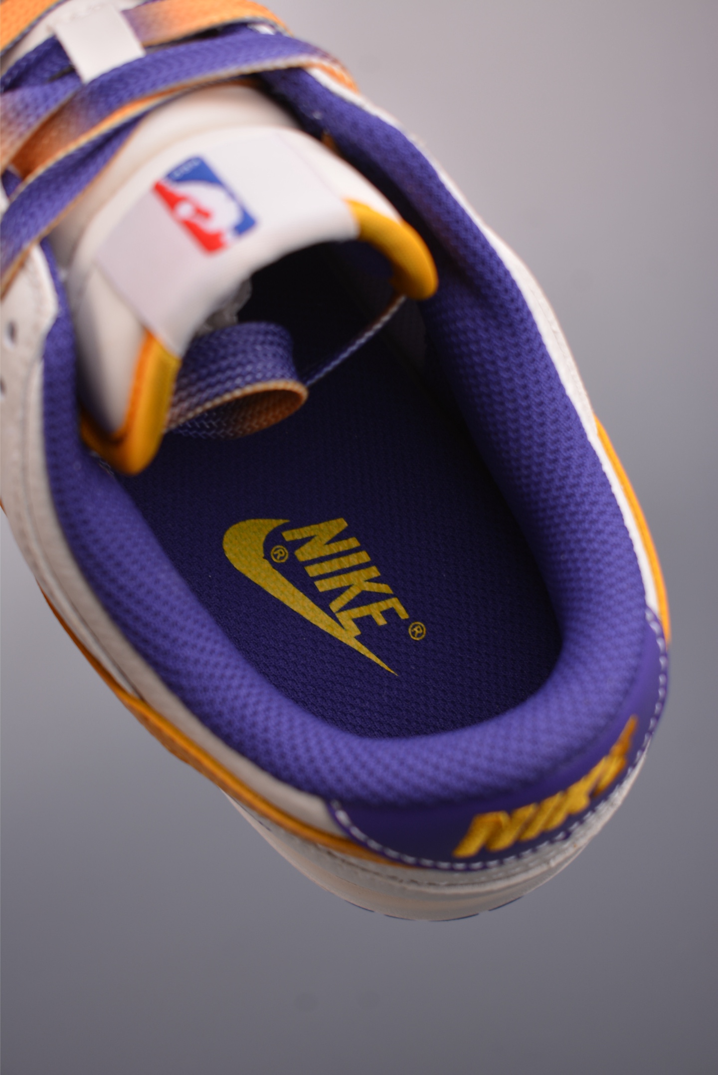 280 Nike SB Dunk Low 科比联名 CS1688-107