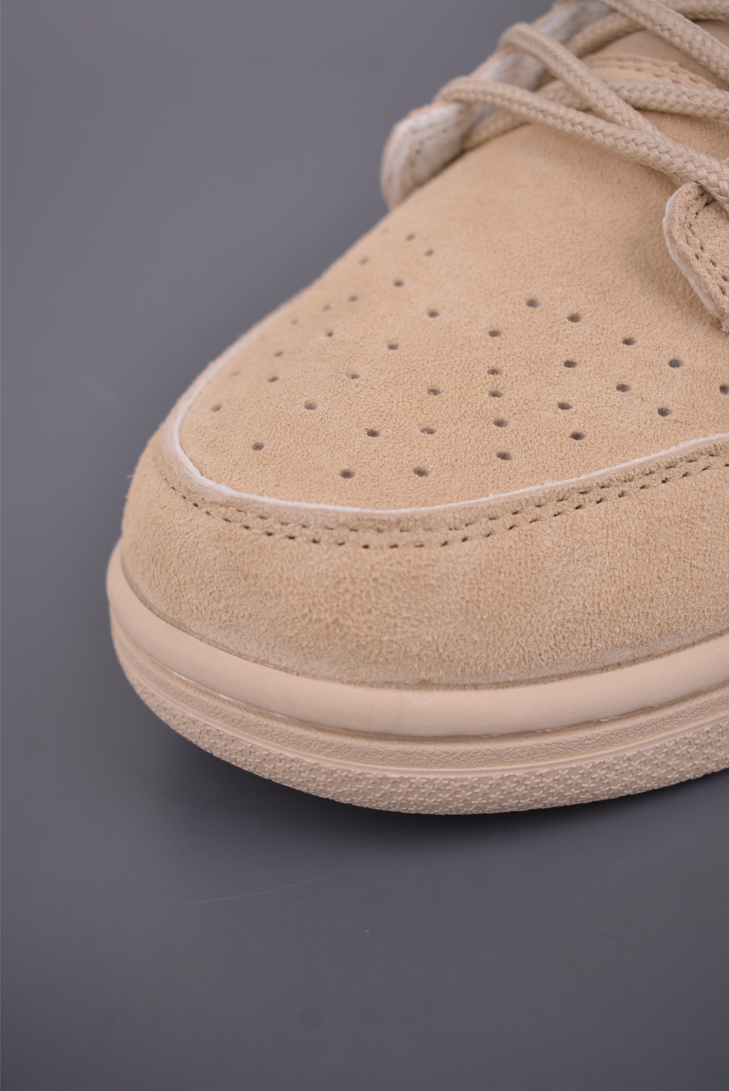 280 Nike SB Dunk Low Supreme联名 SD8888-002