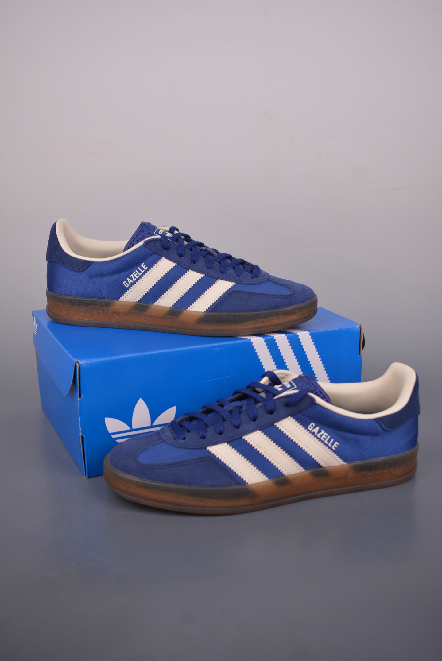 180 adidas Originals Gazelle INdoor 三叶草休闲防滑耐磨低帮板鞋 JS1410