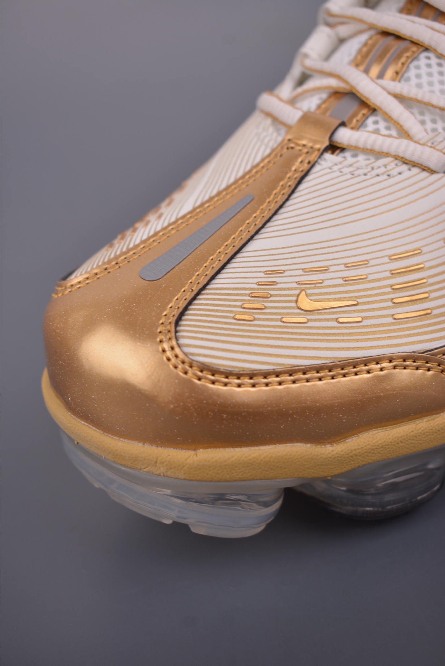 Nike AIR VAPORMAX 360 搭载全掌长气垫鞋款 低帮跑步鞋 CK9670-101