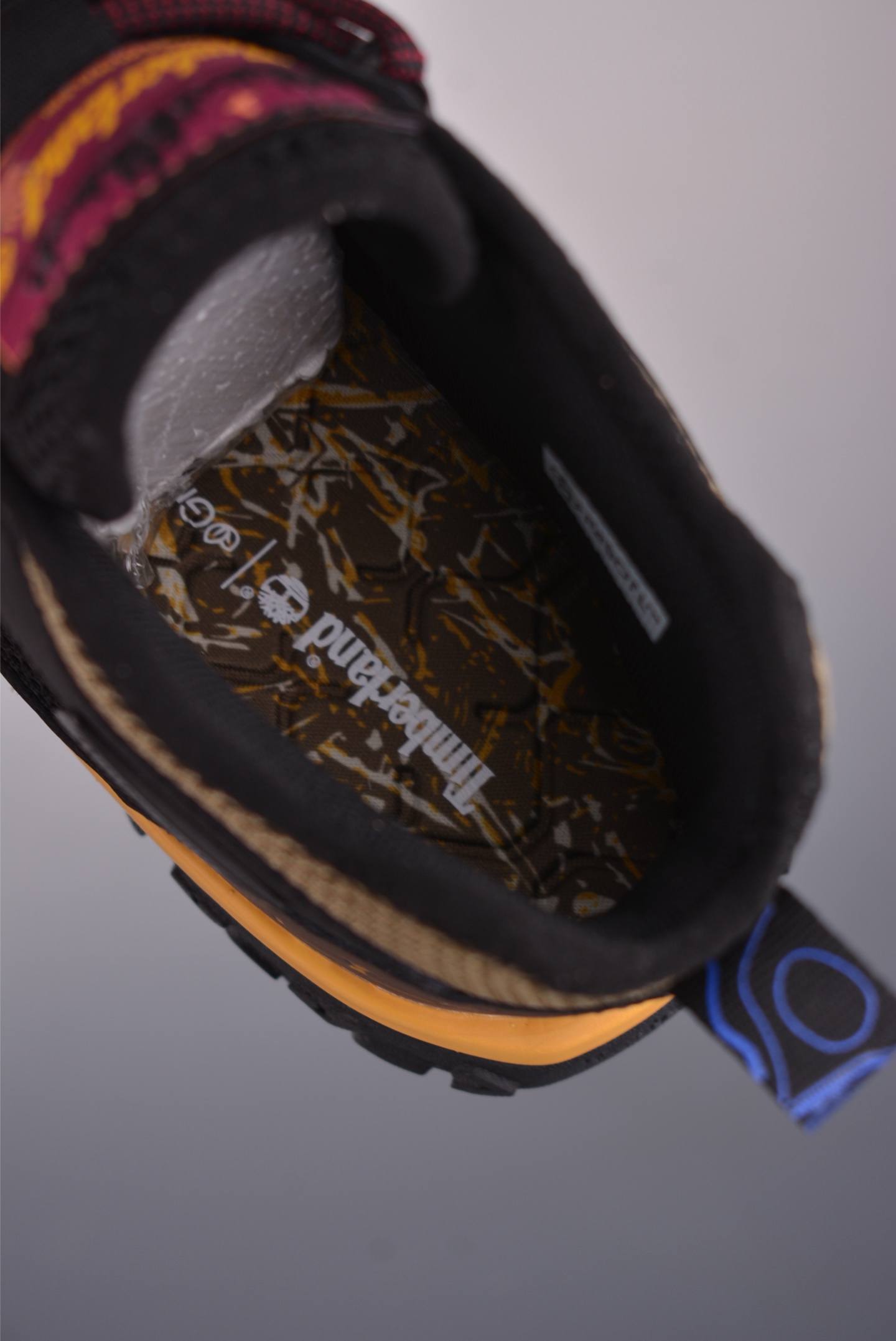 Timberland添柏岚/天伯伦 经典款 25ss新款中帮 TB0A6C33 Timberland添柏岚/天伯伦 经典款 25ss新款中帮 TB0A6C33