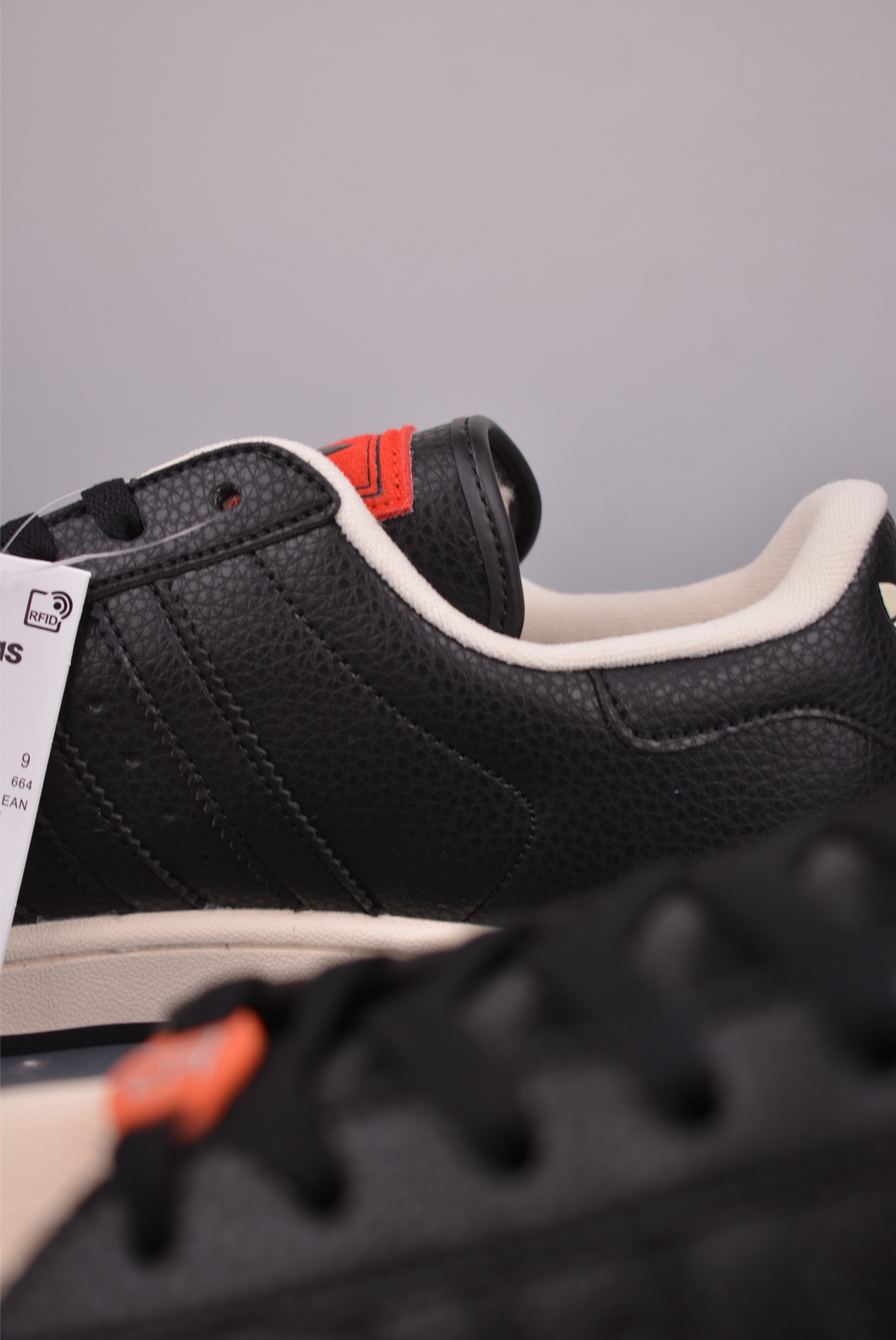 AdidOriginals Superstar 2025全新版本 贝壳头 JQ3223