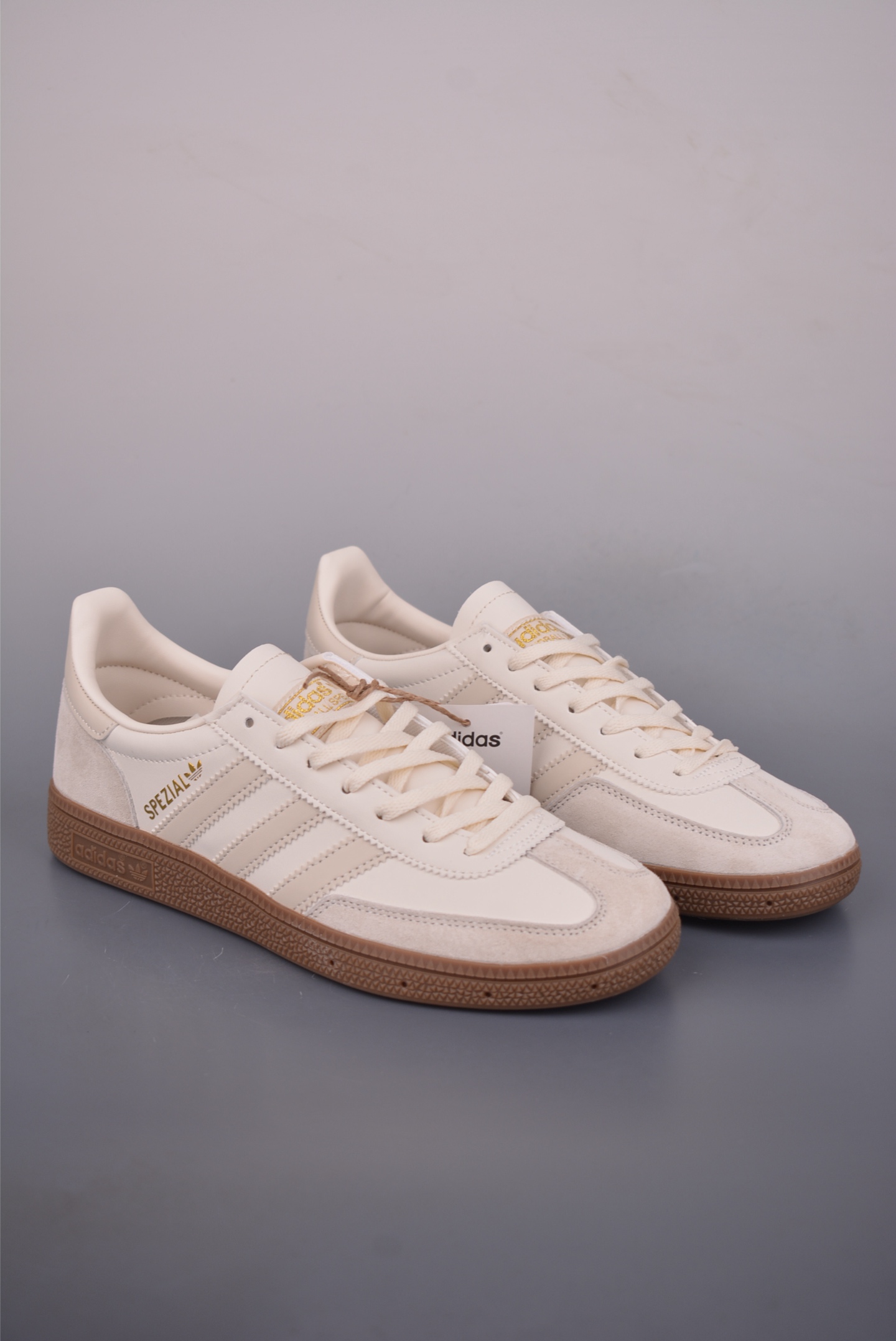 AdidHandball Spezial 阿迪达斯经典款 复古休闲板鞋 JI2644