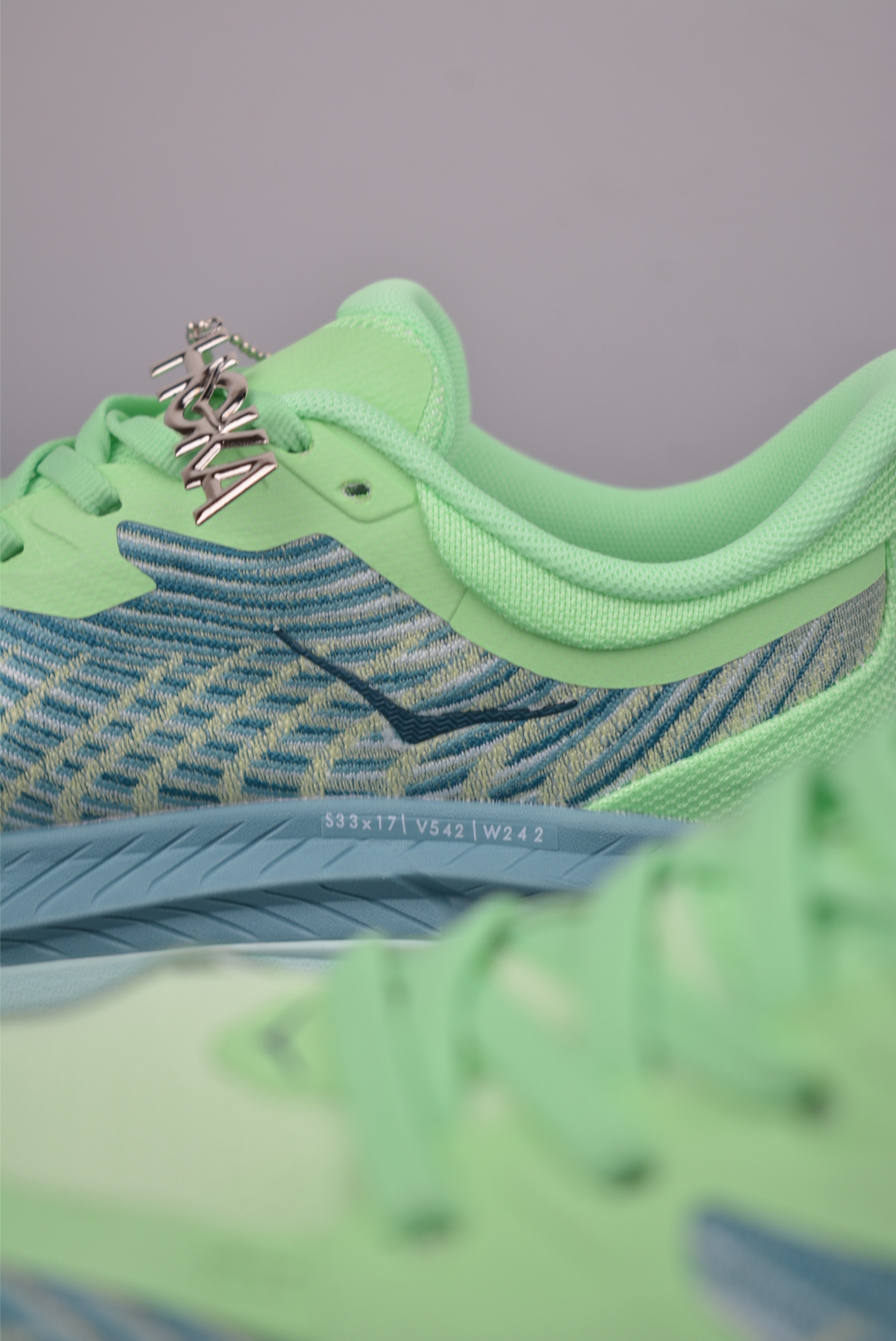 HOKA ONE ONE Mafate Speed 2 低帮专业越野跑步鞋 1131056