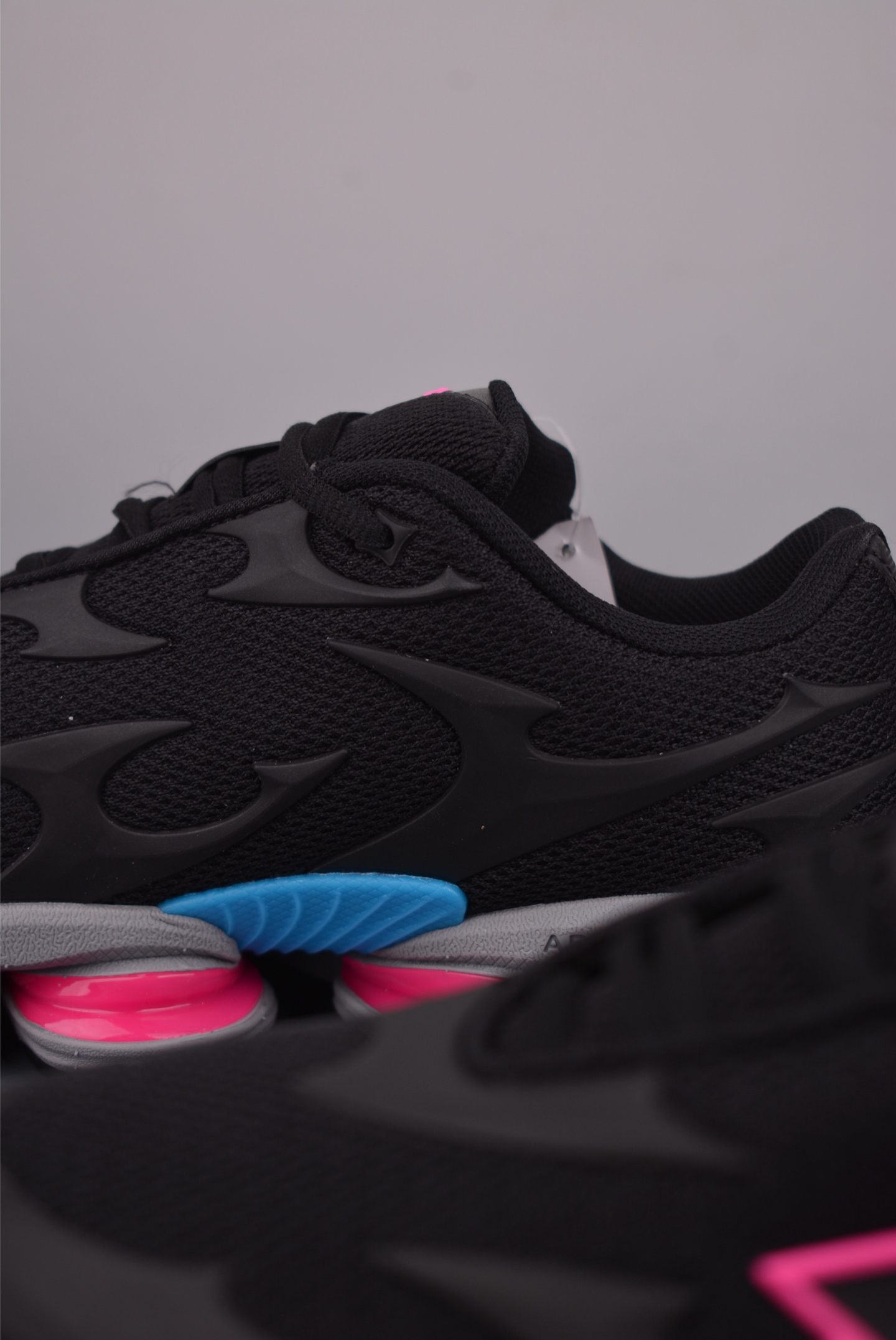 New Balance 新百伦 M2000系列 纯原版本 时尚百搭 织物人造革猪皮 网面休闲鞋 U20003725