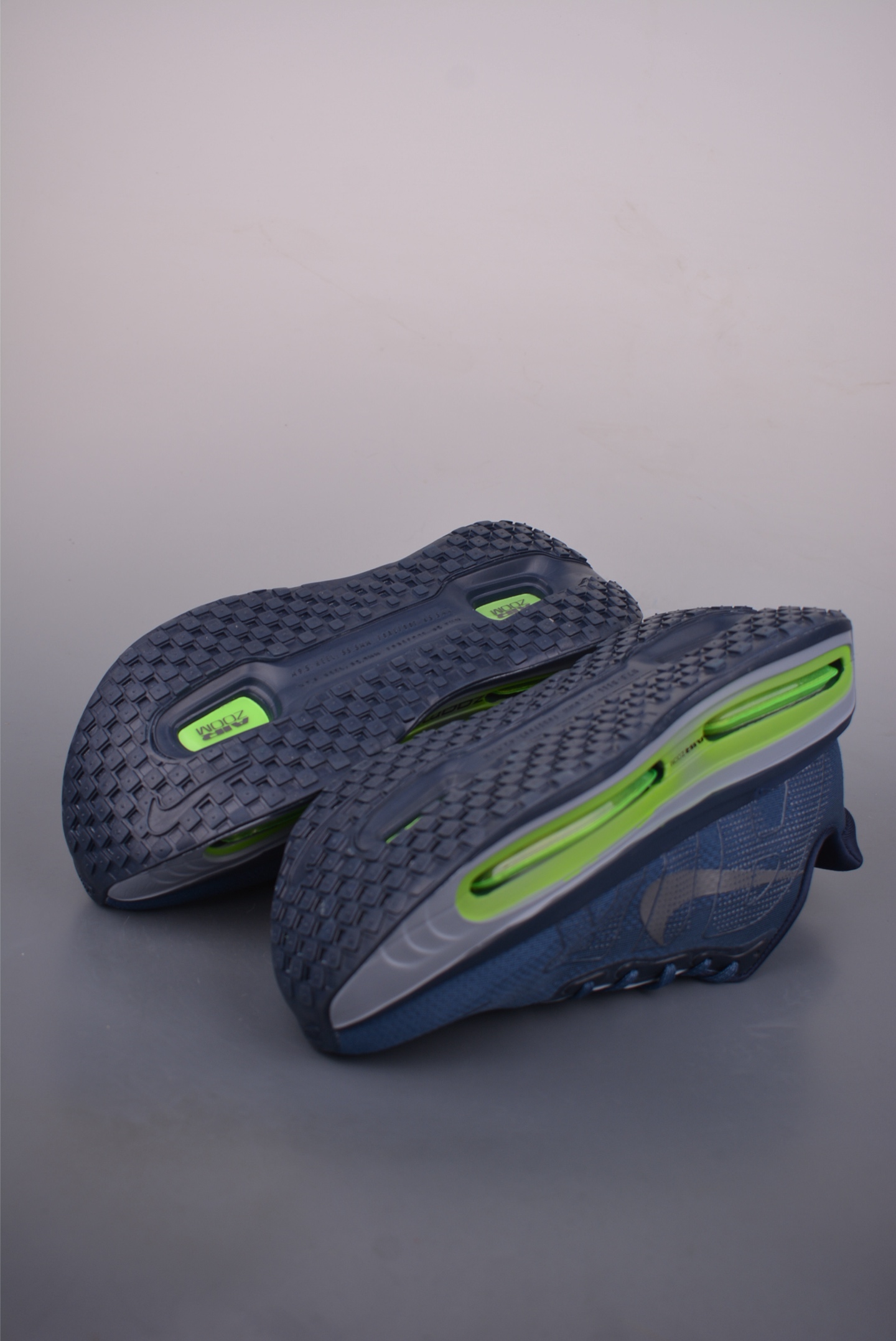 Nike Vomero premium Air气垫40周年 舒适百搭防滑耐磨 支撑缓震低帮 休闲跑步鞋 FN8453-039