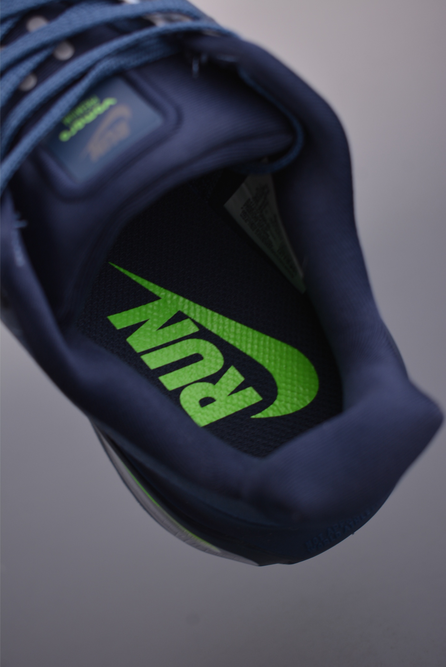 Nike Vomero premium Air气垫40周年 舒适百搭防滑耐磨 支撑缓震低帮 休闲跑步鞋 FN8453-039