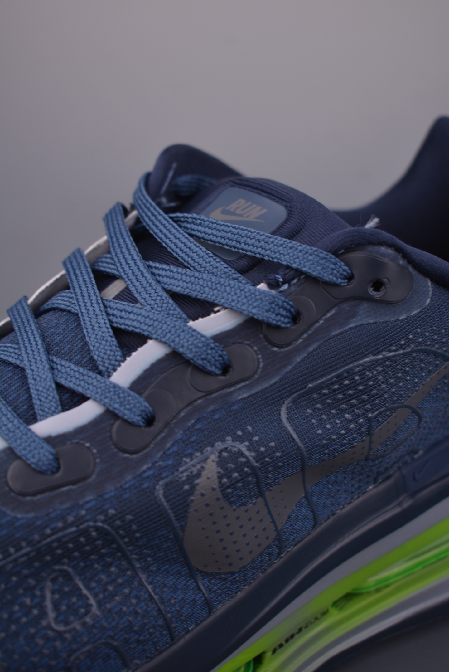 Nike Vomero premium Air气垫40周年 舒适百搭防滑耐磨 支撑缓震低帮 休闲跑步鞋 FN8453-039