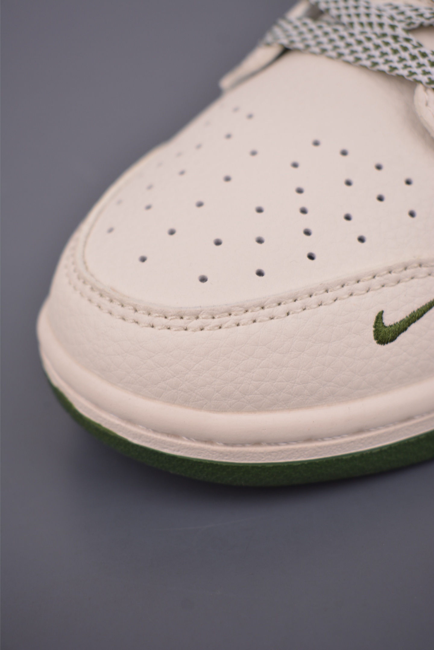 Nike SB Dunk Low Stussy联名 XS6089-608