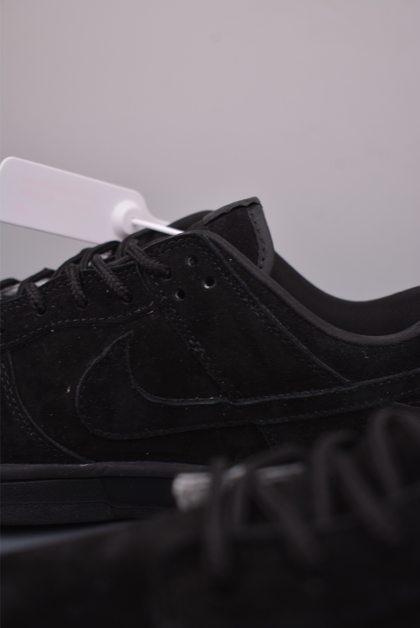 260 Nike SB Dunk Low Supreme联名 SD8888-004