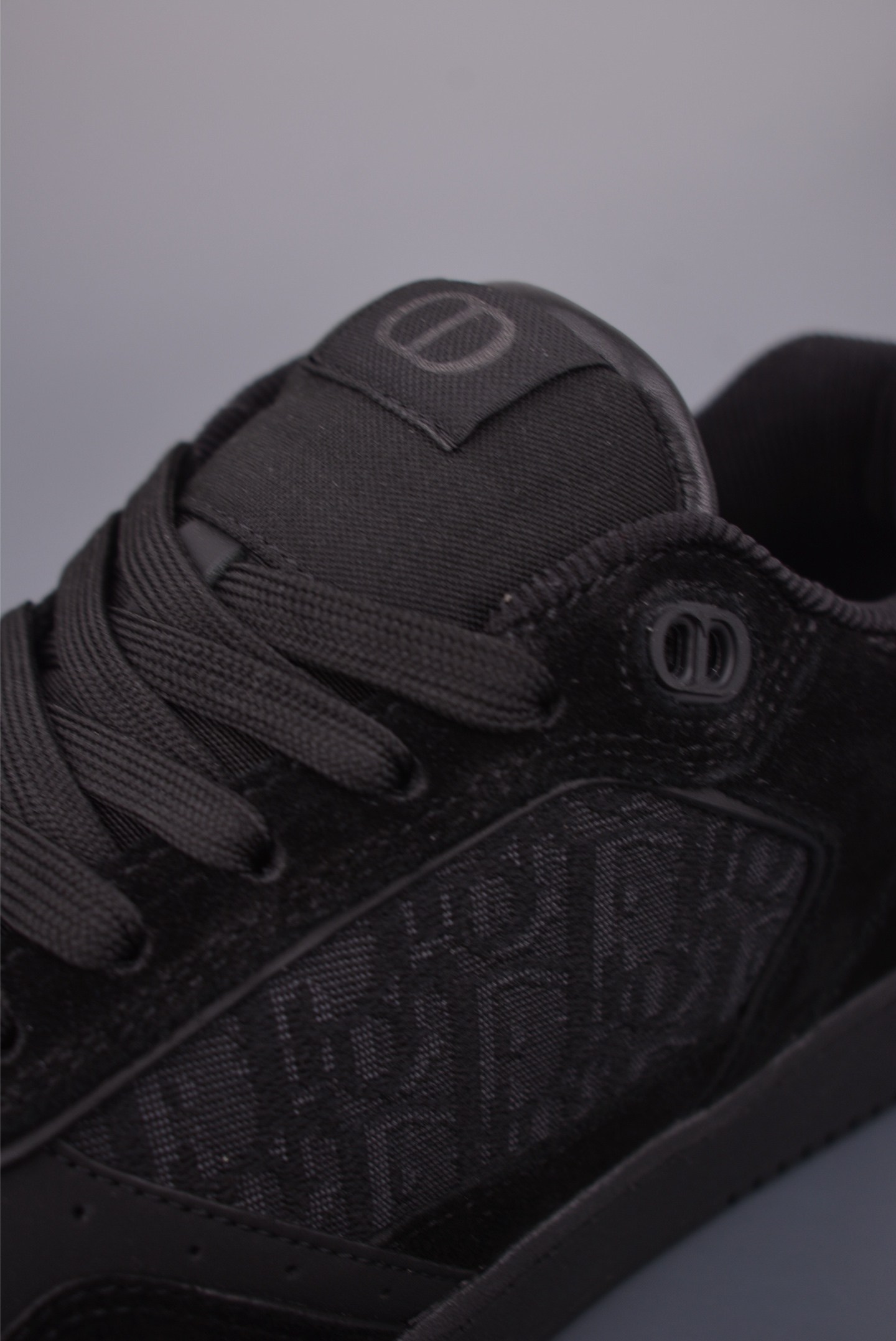 迪奥 B27休闲运动鞋 延续 Dior的经典款式B27 3SN303ZWNYQL