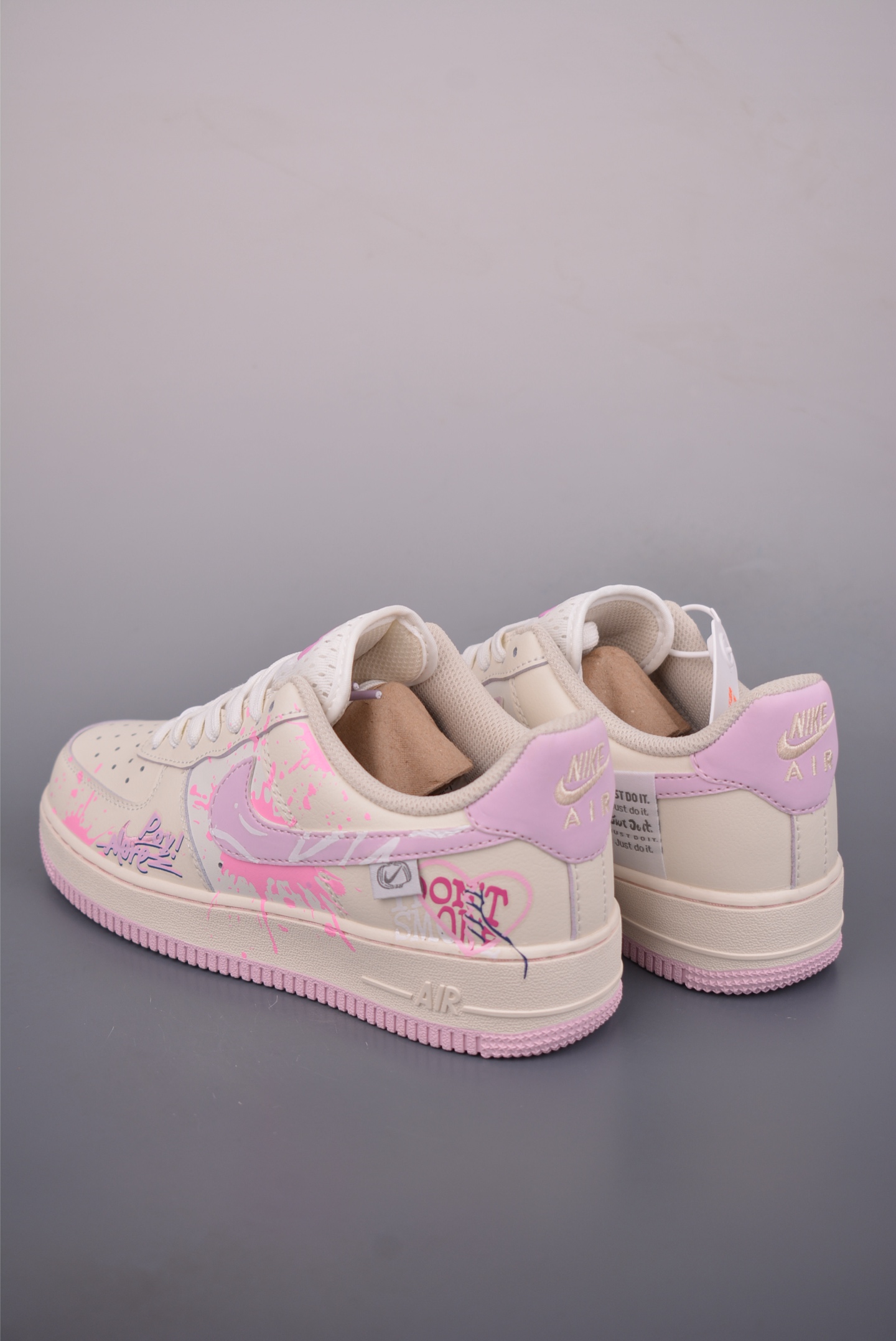 Nike Air Force 1 Low 紫粉甜绘 FB1839-122 Nike Air Force 1 Low 紫粉甜绘 FB1839-122
