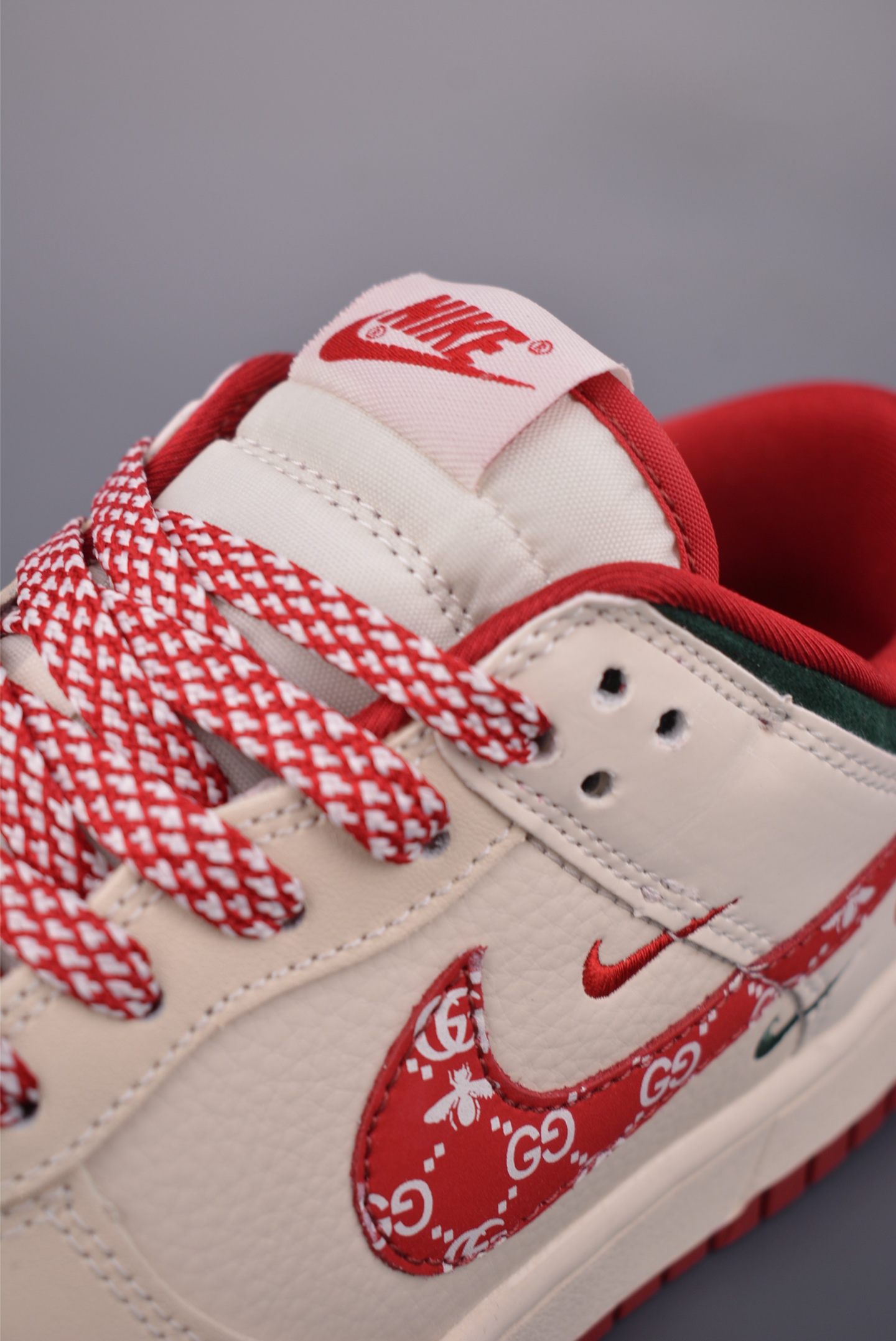 Nike SB Dunk Low Gucci联名 SR8888-013