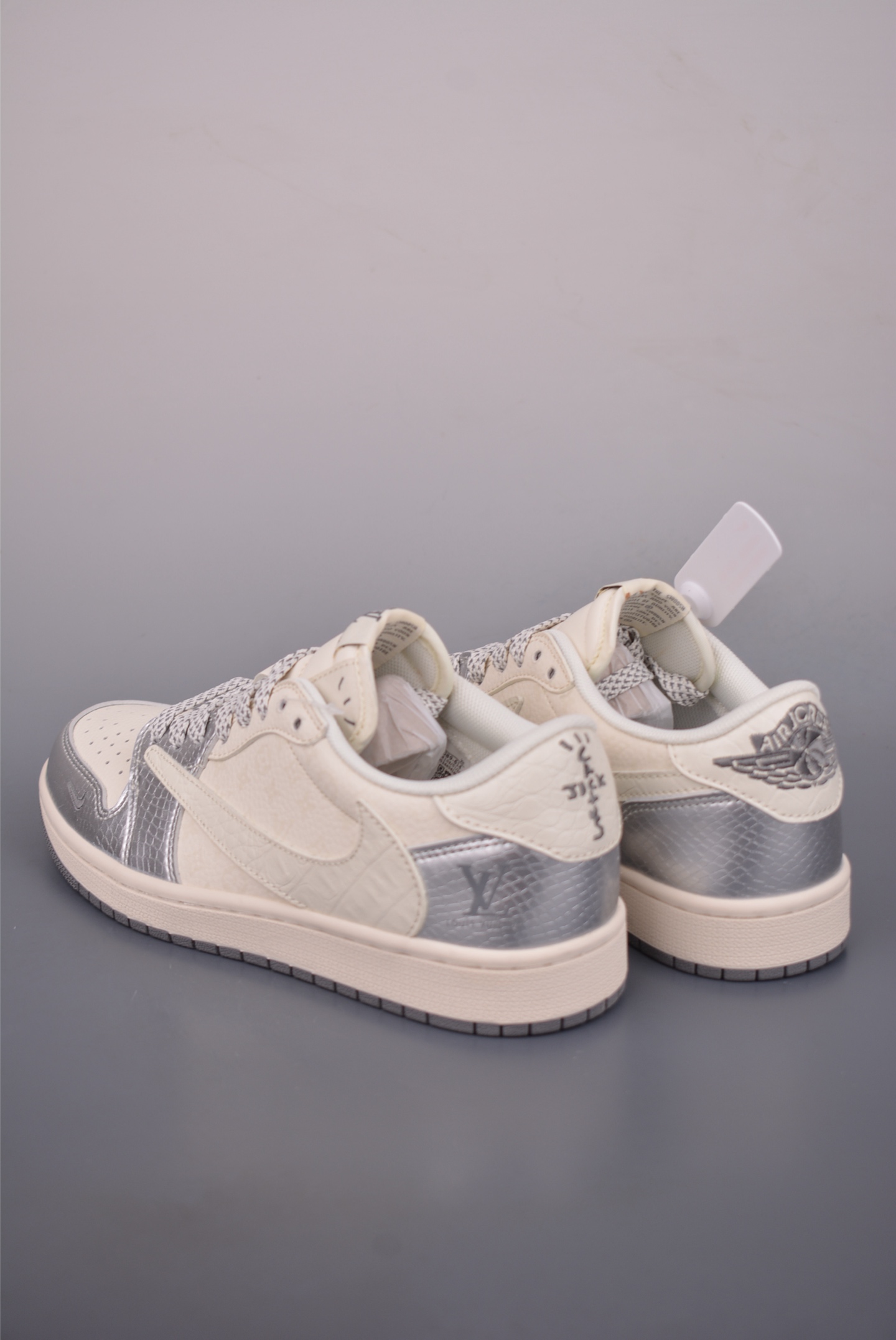 Fragment x Travis Scott x LV Air Jordan 1 Low 三方联名倒钩 XS7089-614