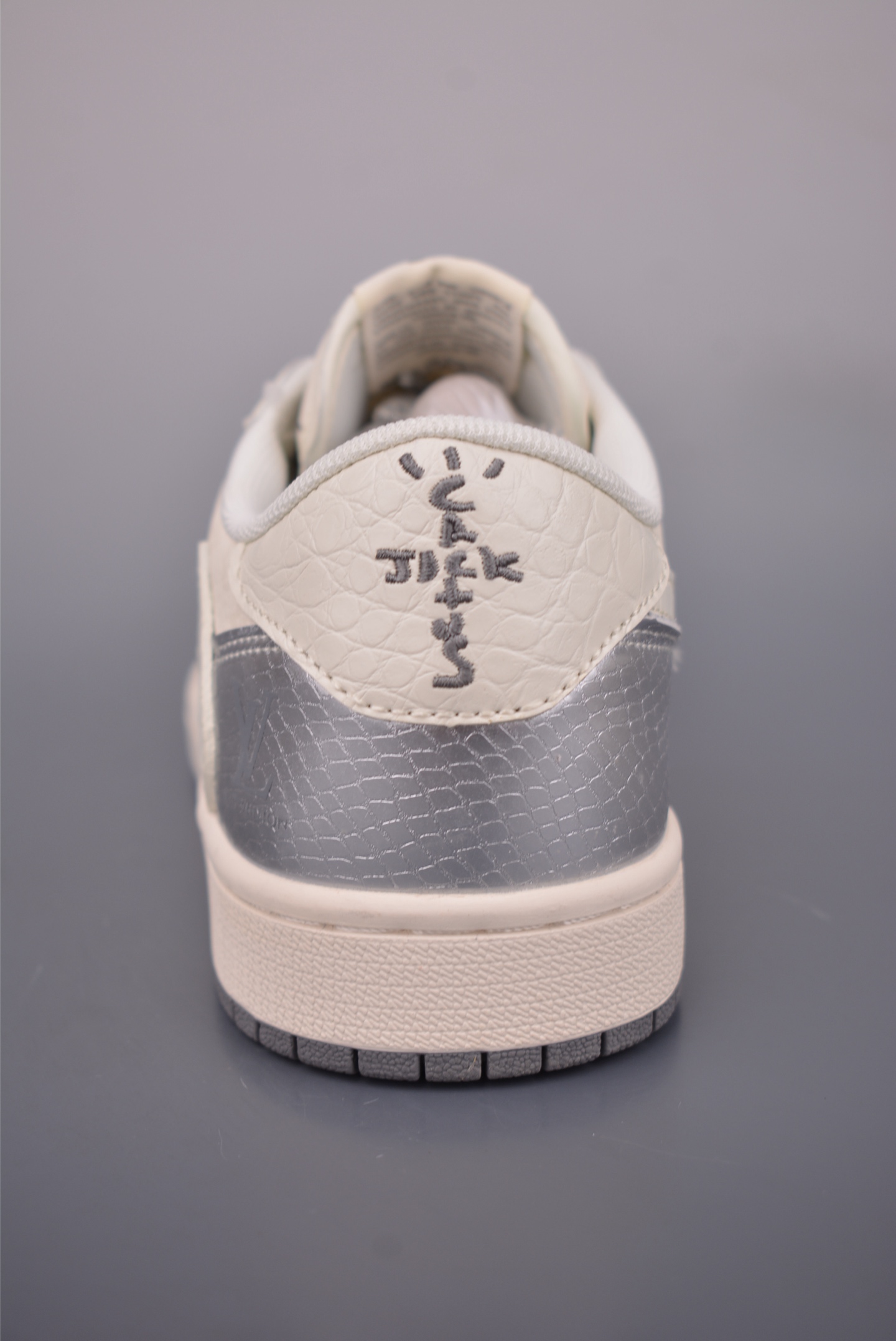 Fragment x Travis Scott x LV Air Jordan 1 Low 三方联名倒钩 XS7089-614