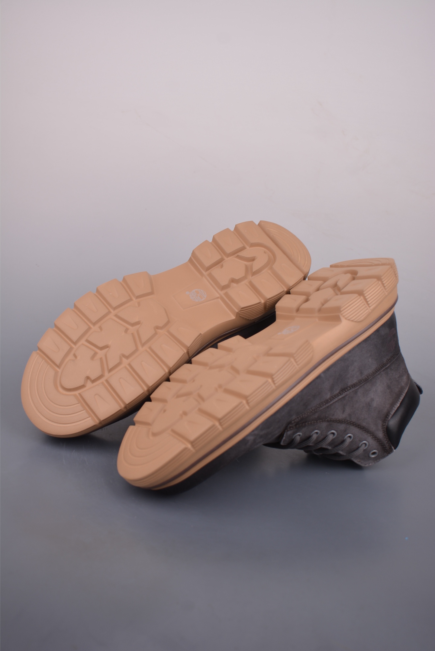 240 Timberland添柏岚/天伯伦 2025秋冬新品 (毛绒内里保暖锁热) 秋冬必备户外休闲大黄靴系列 TB10037-Chinese UA Cheap High Quatity Brand Clothes Bags handbags Sneakers wholesale wholesaler seller from China Factory suppliers Fashion Clothing Shoes best Quality Beautiful Price 240 Timberland添柏岚/天伯伦 2025秋冬新品 (毛绒内里保暖锁热) 秋冬必备户外休闲大黄靴系列 TB10037