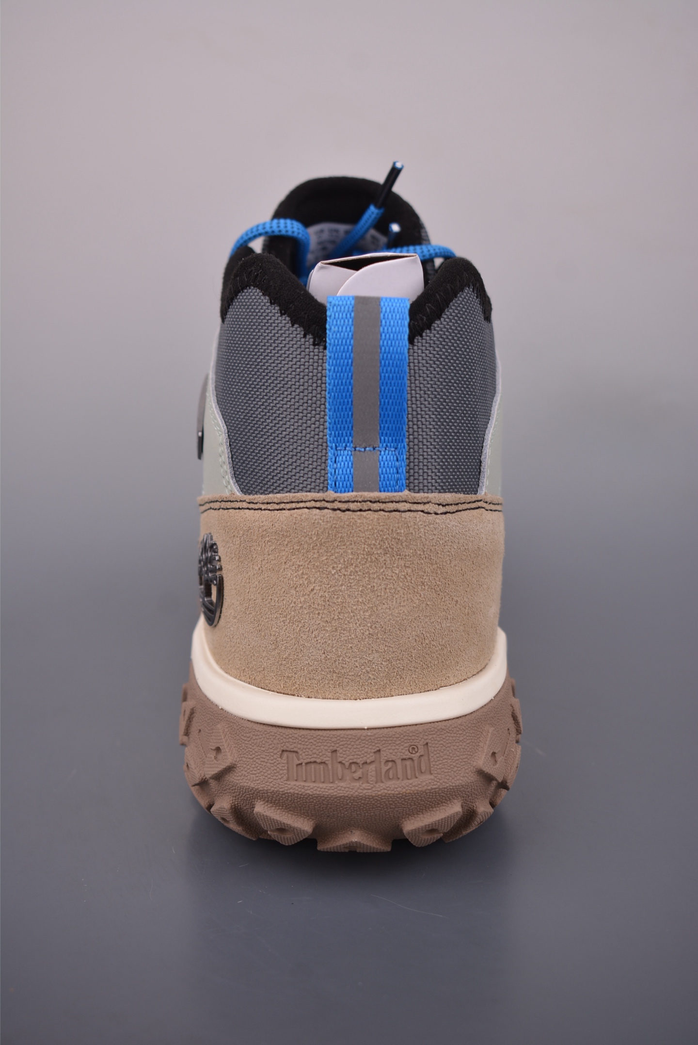 Timberland添柏岚/天伯伦 经典款 25ss新款中帮 TB0A675833 Timberland添柏岚/天伯伦 经典款 25ss新款中帮 TB0A675833