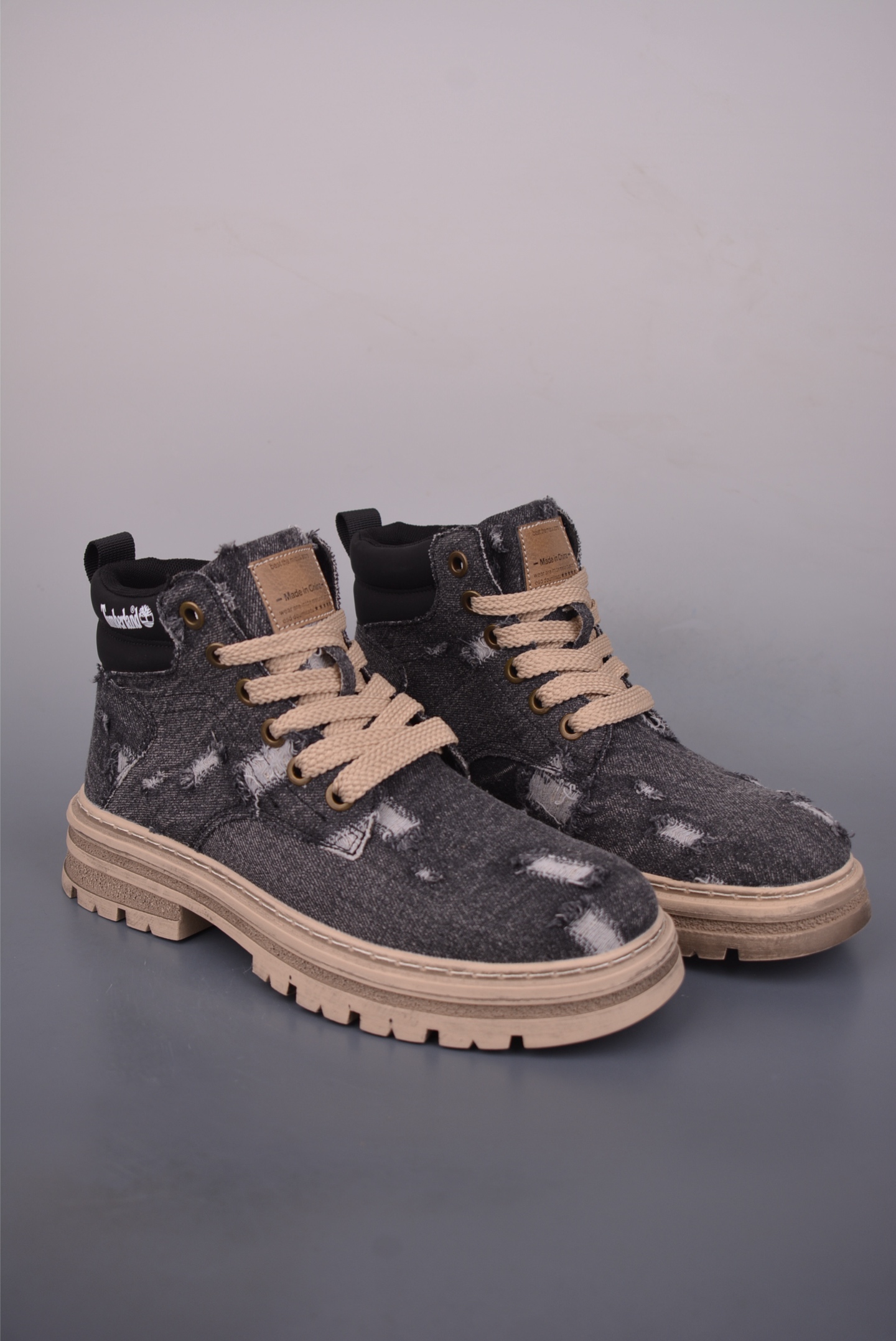 Timberland添柏岚/天伯伦 经典款 25ss新款中帮 TB0A3213 Timberland添柏岚/天伯伦 经典款 25ss新款中帮 TB0A3213