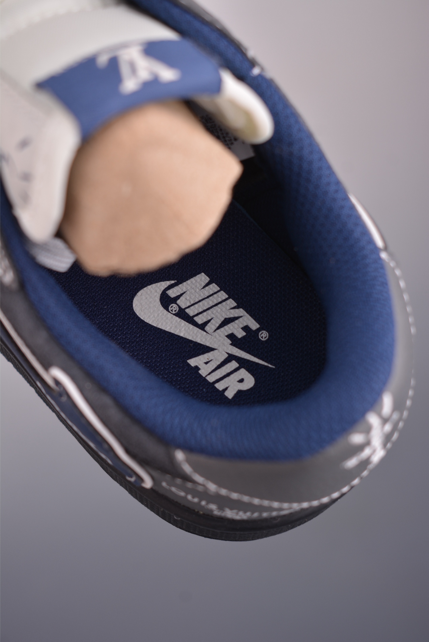 280 Fragment x Travis Scott x LV Air Jordan 1 Low 三方联名倒钩 DZ5899-024