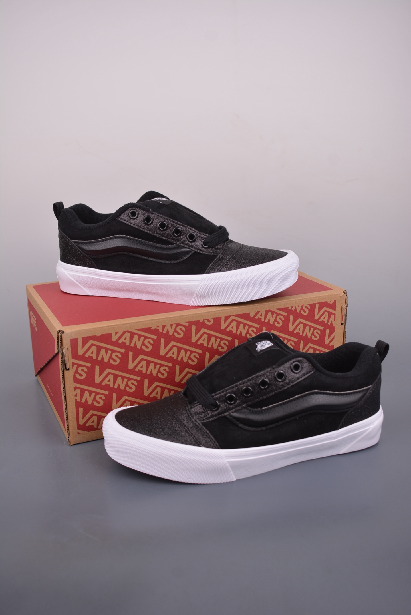 140 Vans Knu Skool 复古纹理抽绳 面包鞋 VN000VB4CJK-Chinese UA Cheap High Quatity Brand Clothes Bags handbags Sneakers wholesale wholesaler seller from China Factory suppliers Fashion Clothing Shoes best Quality Beautiful Price 140 Vans Knu Skool 复古纹理抽绳 面包鞋 VN000VB4CJK