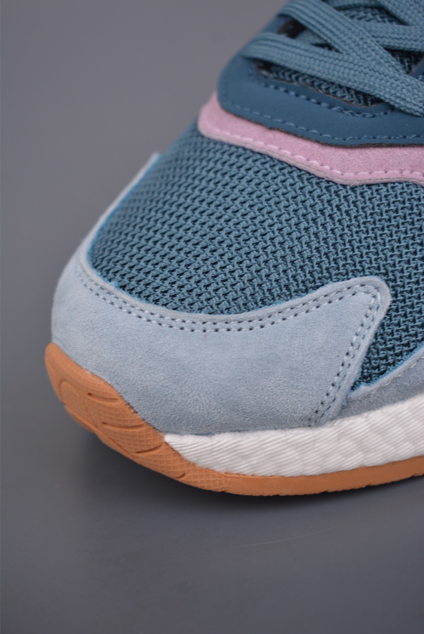 AdidOriginals TRESCRUN BR BOOST全掌真爆 耐磨缓震休闲运动跑鞋 EF0518