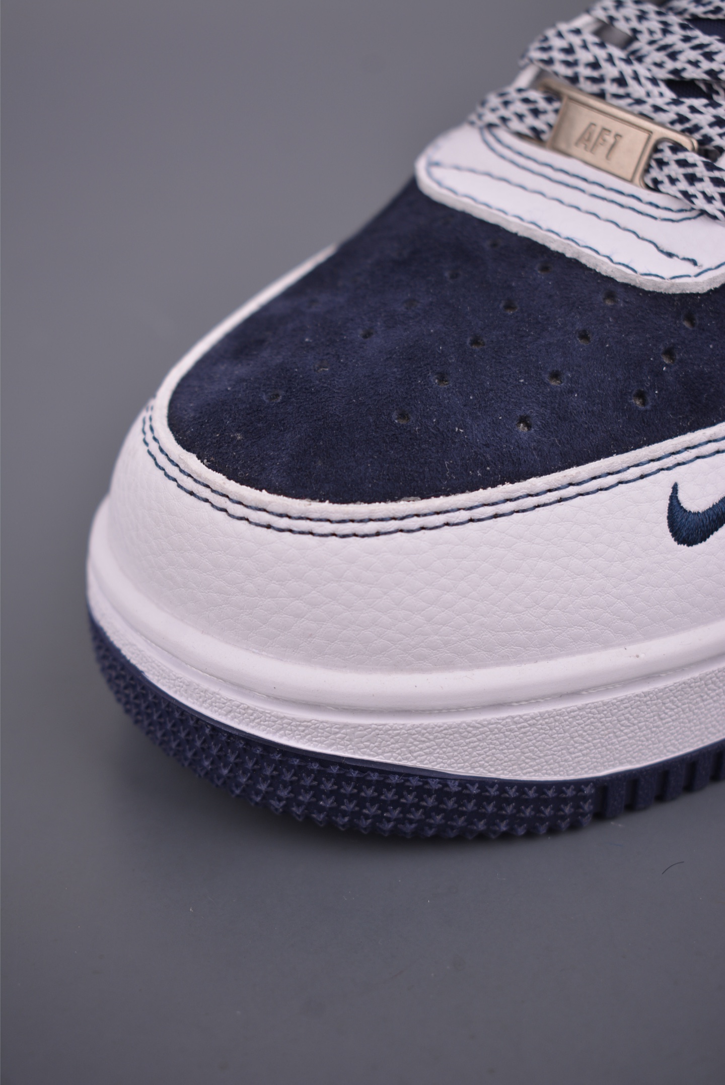 260 Air Force 1 Low OFF联名 HV5999-002