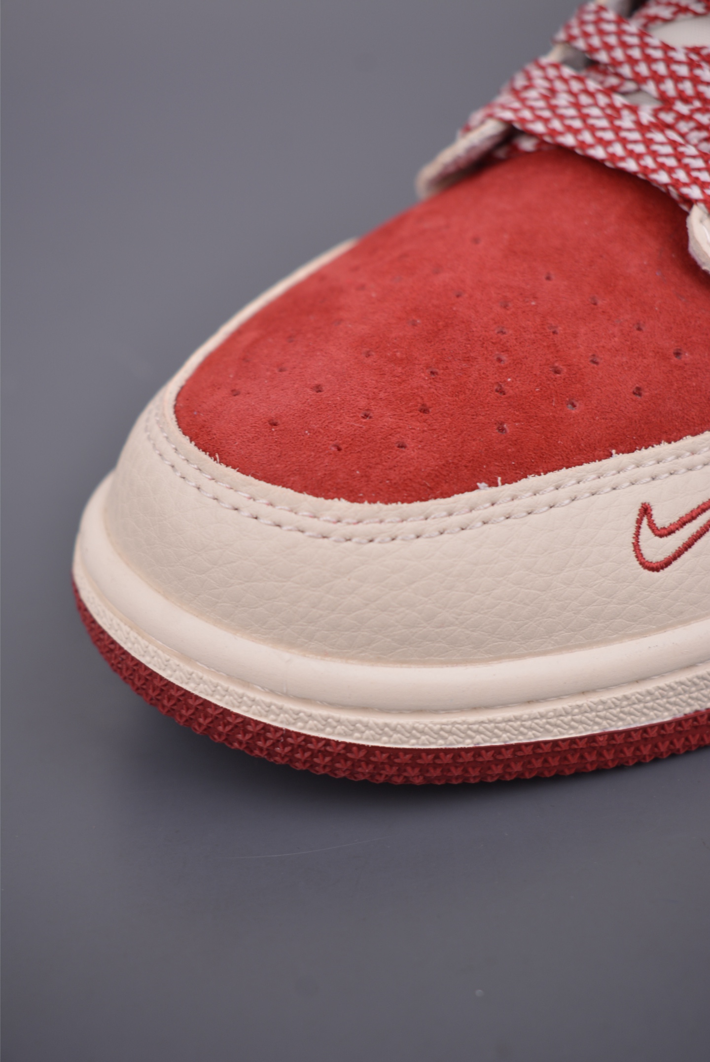 Nike Jordan Air Jordan 1 斯图西联名 LR8888-016 Nike Jordan Air Jordan 1 斯图西联名 LR8888-016