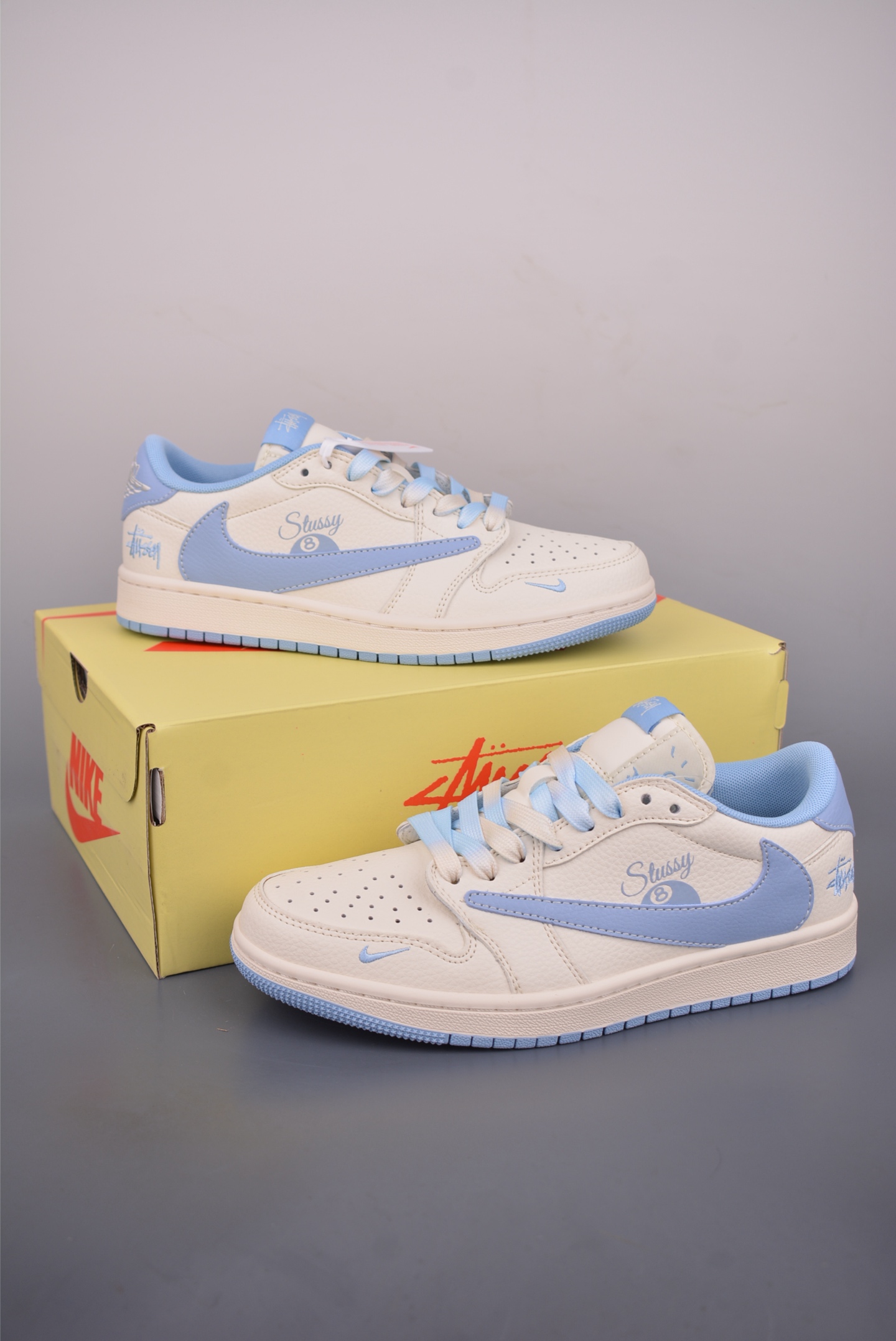 Fragment x Travis Scott x 斯图西 Air Jordan 1 Low 三方联名倒钩 XS7089-602