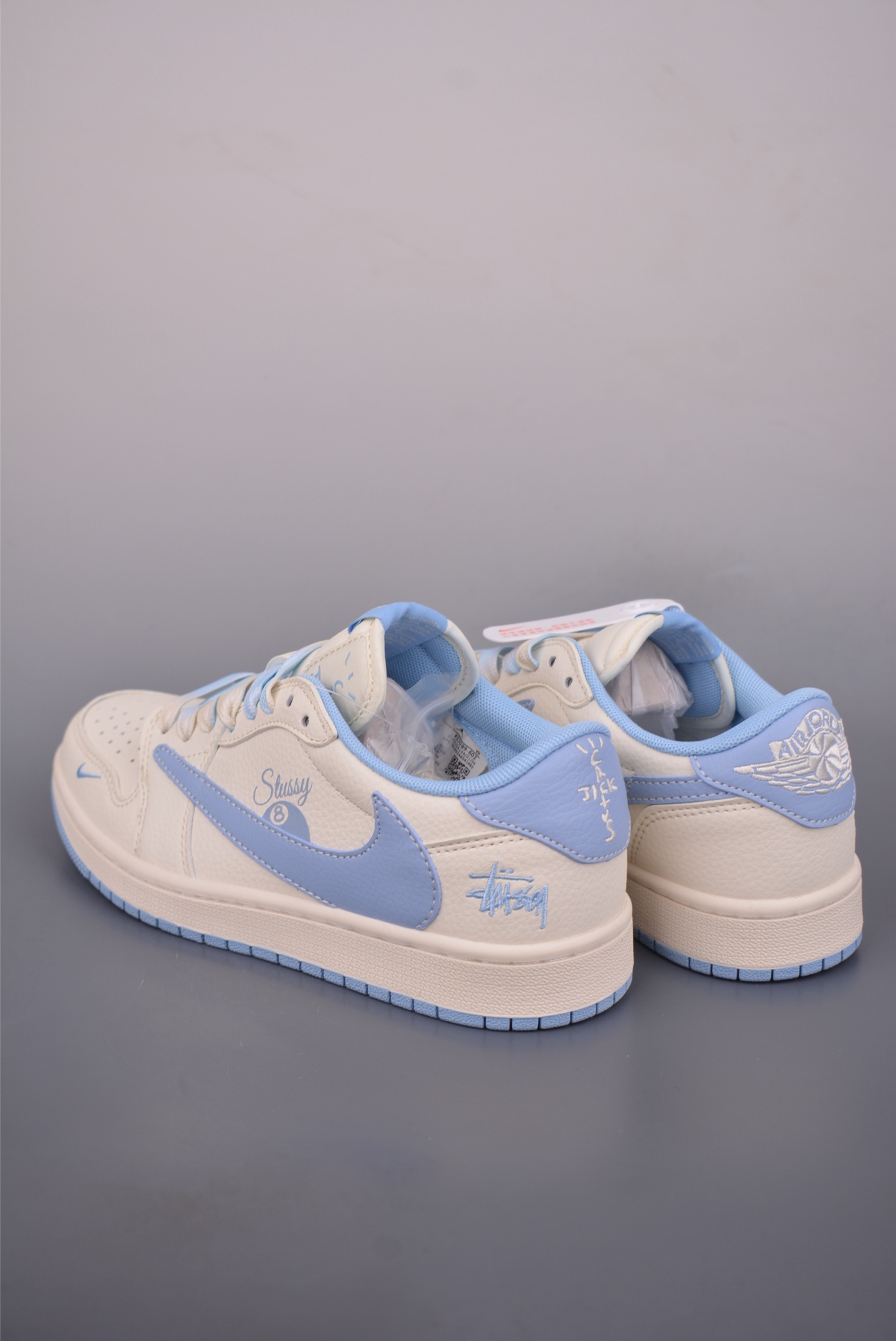 Fragment x Travis Scott x 斯图西 Air Jordan 1 Low 三方联名倒钩 XS7089-602