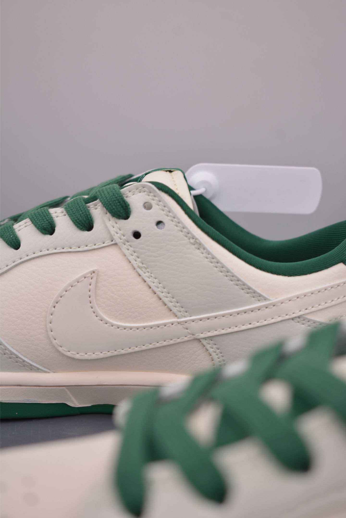 280 Nike SB Dunk Low 米绿 JP1628-063