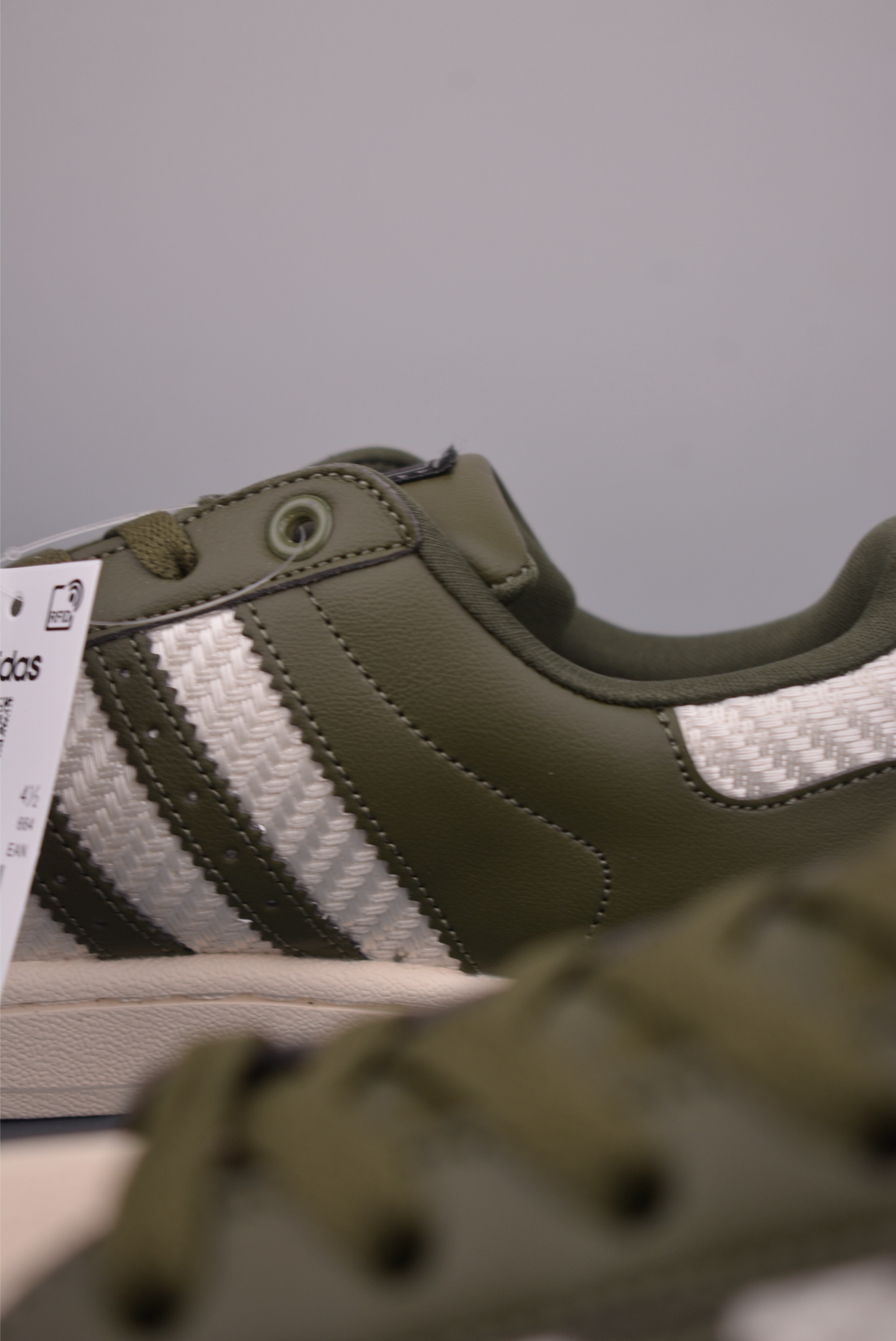 AdidOriginals Superstar 2025全新版本 贝壳头 JQ3181