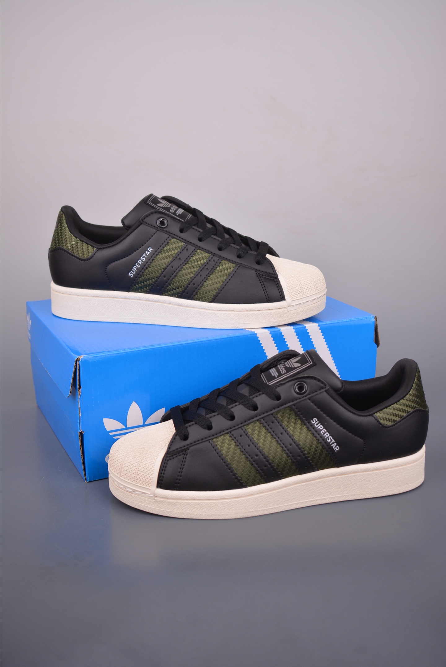 AdidOriginals Superstar 2025全新版本 贝壳头 JQ3182